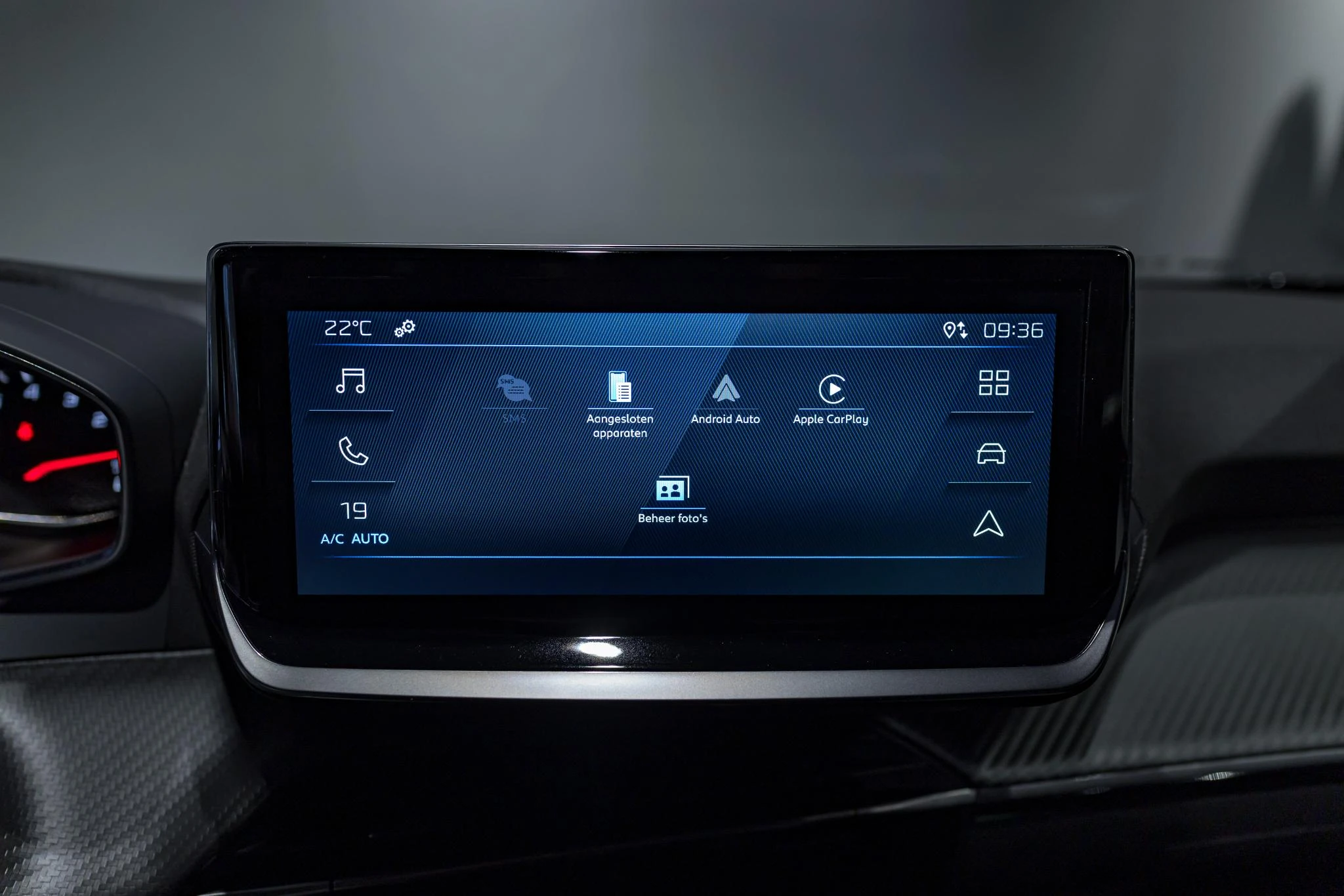 Peugeot-2008-image-11