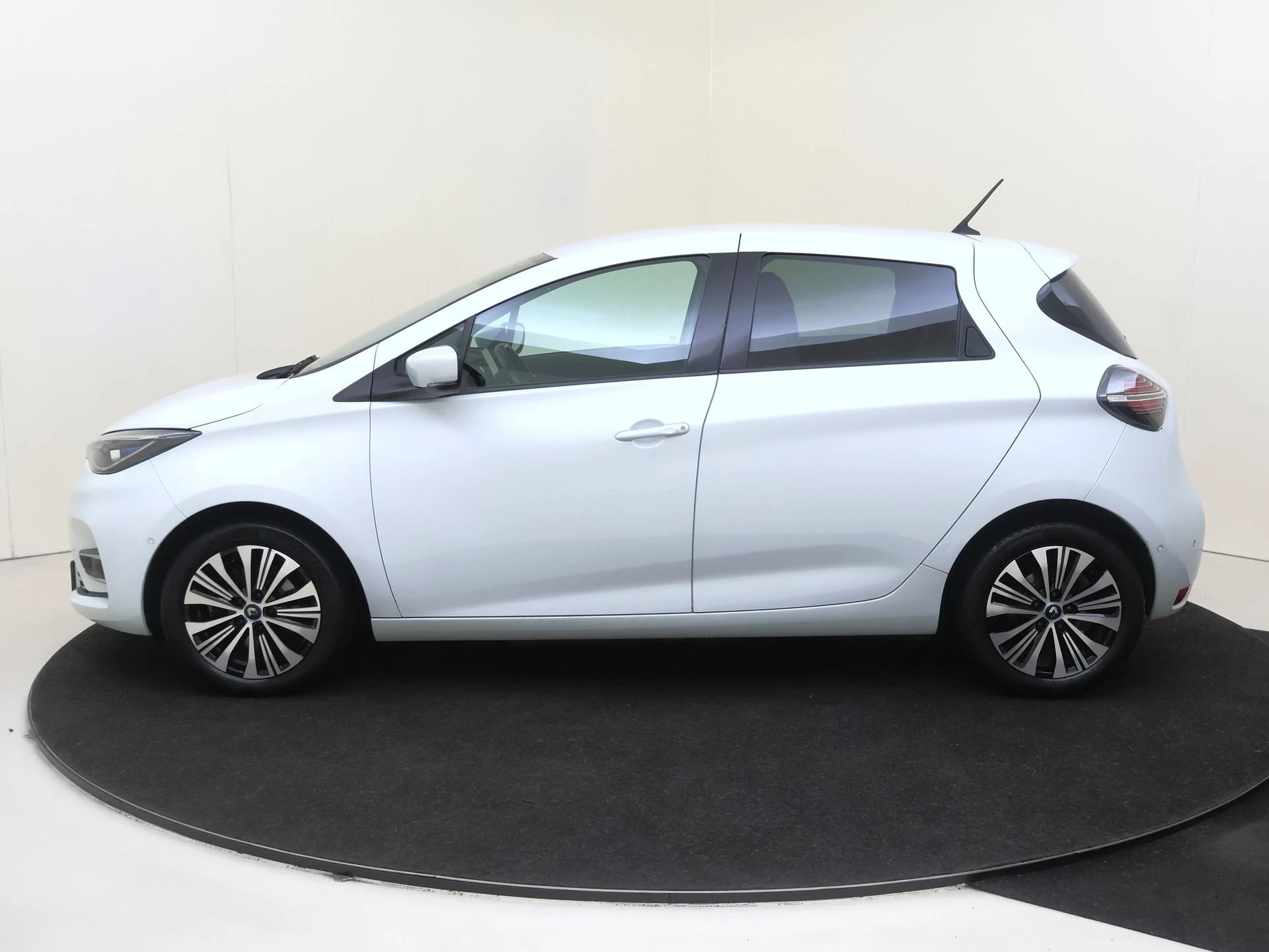 Renault-ZOE-image-7