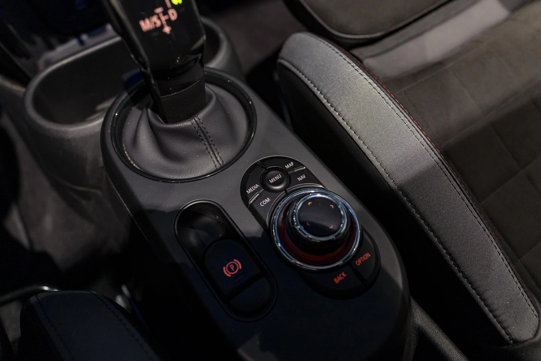 MINI-Cooper-image-38