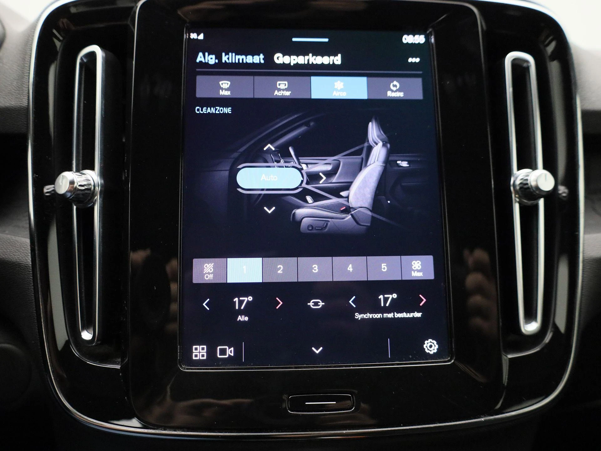 Volvo XC40 Recharge Core