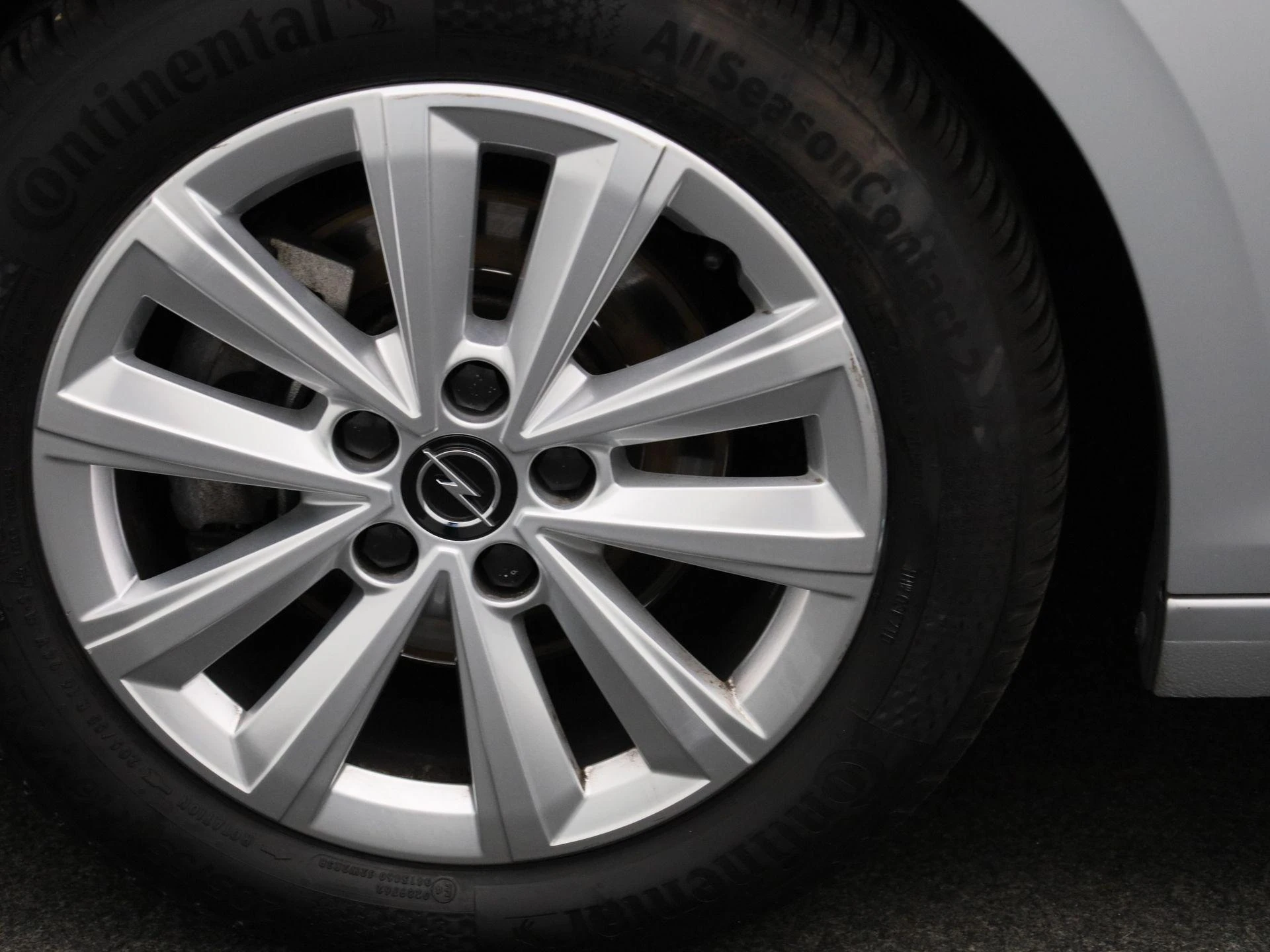 Opel-Astra-image-11