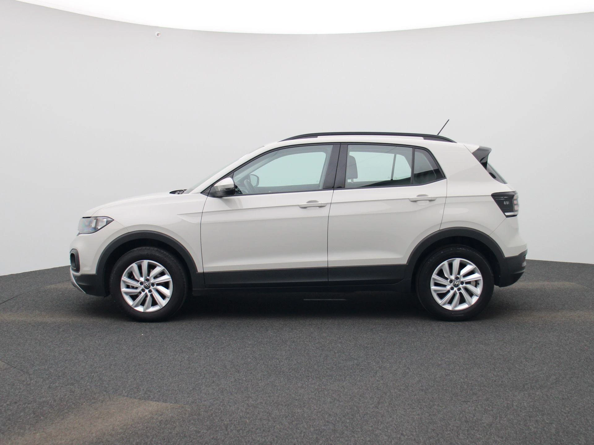 Volkswagen-T-Cross-image-3
