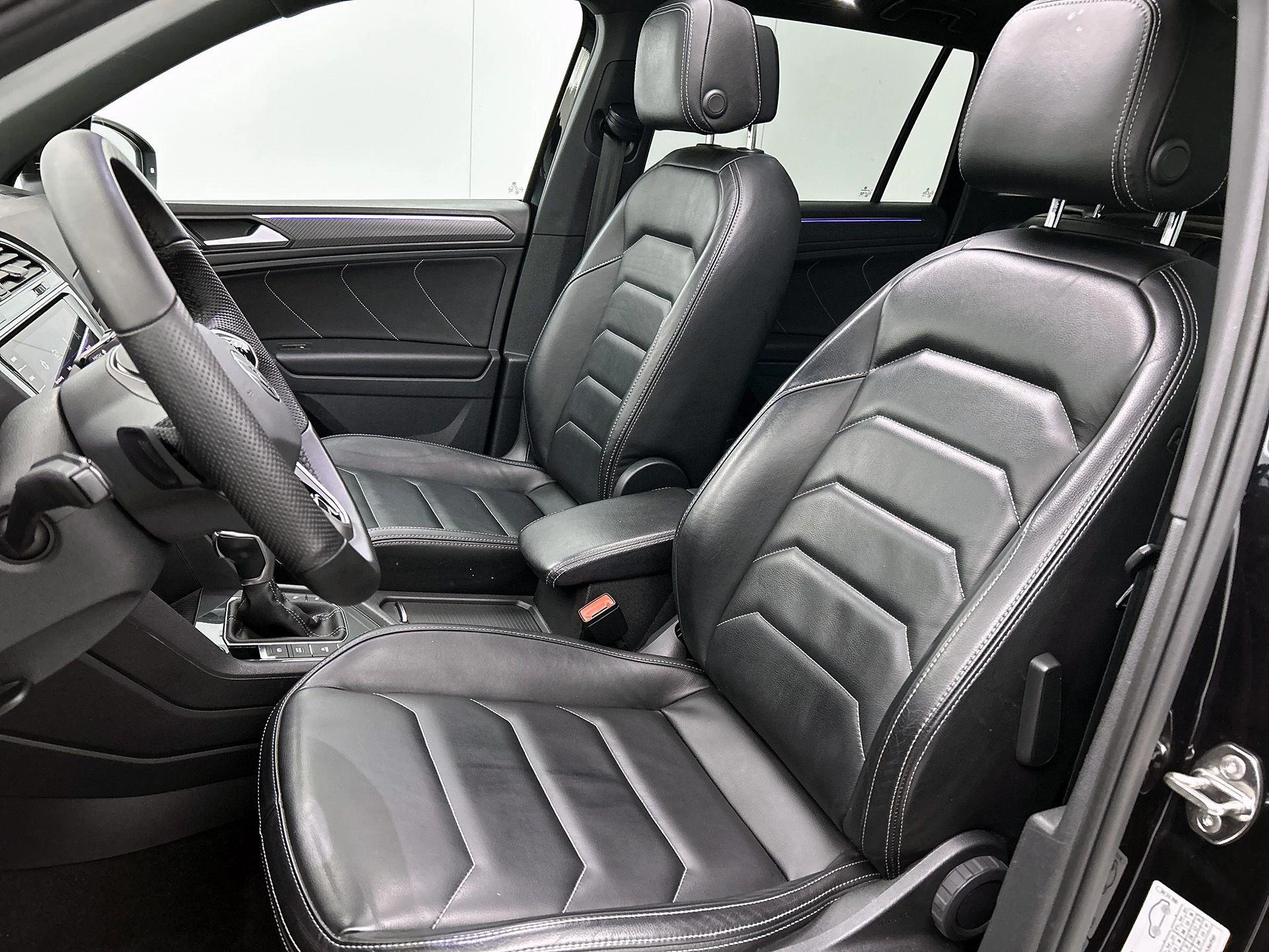 Volkswagen Tiguan 1.5 TSI R-Line Business+