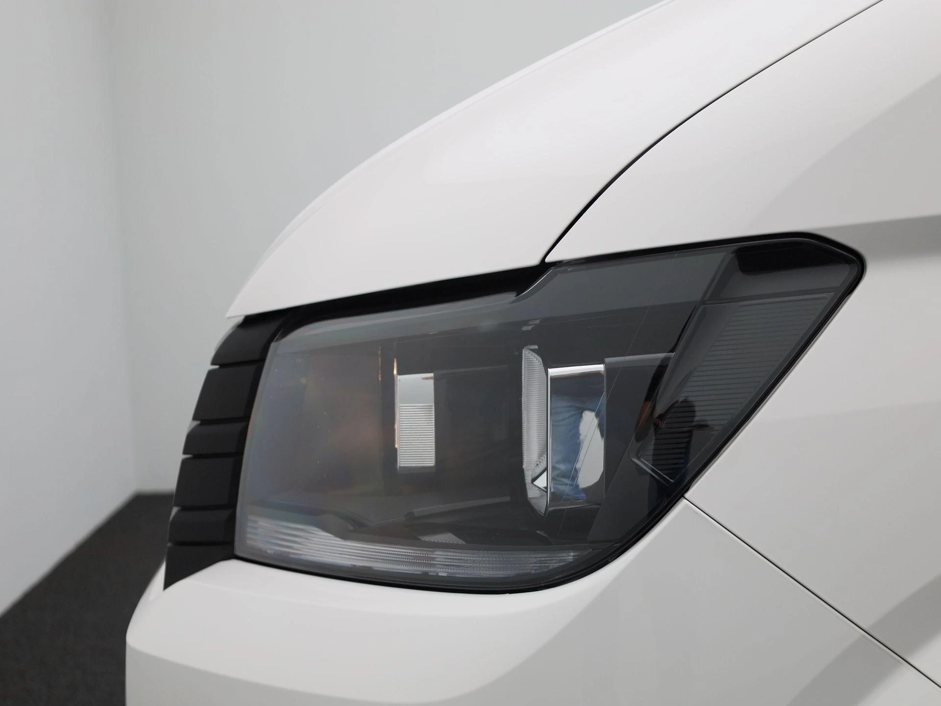 Volkswagen-Crafter-image-20