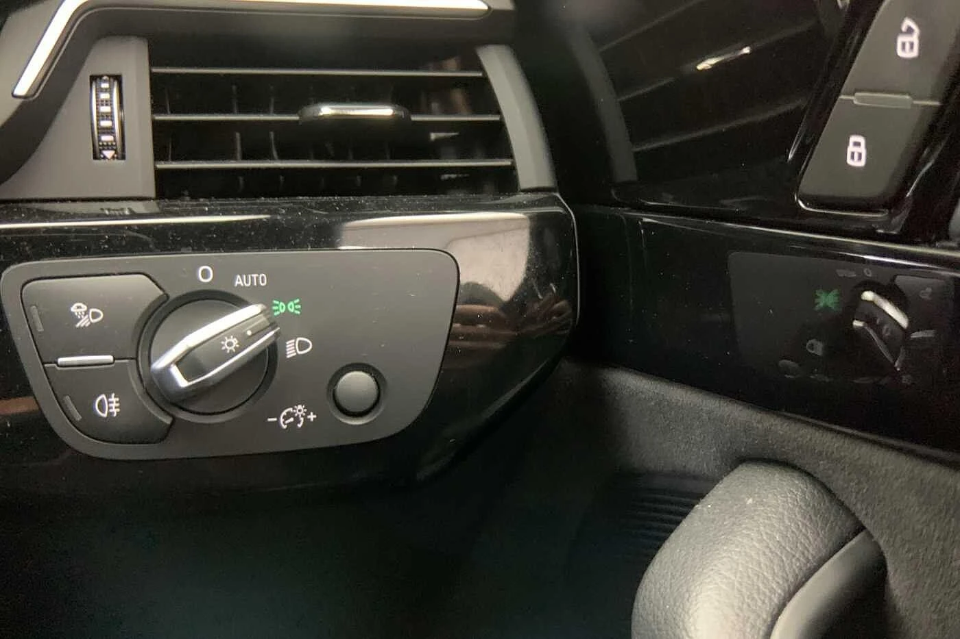 Audi-A4-image-20