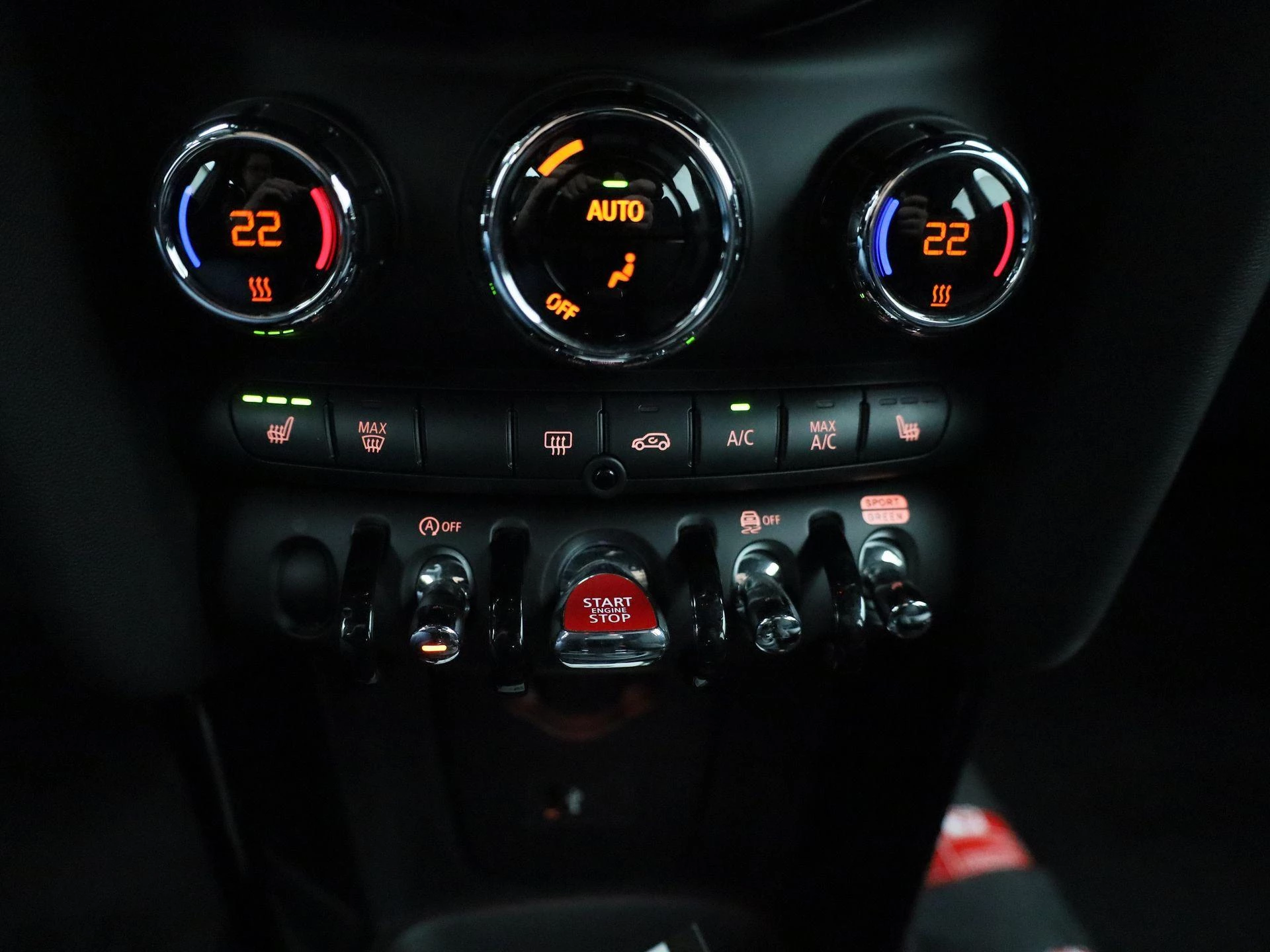 MINI-Cooper-image-18