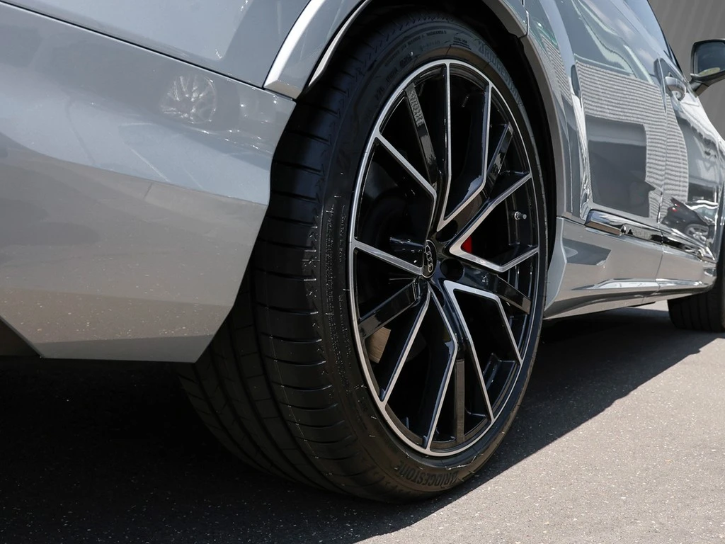 Audi-Q7-image-7