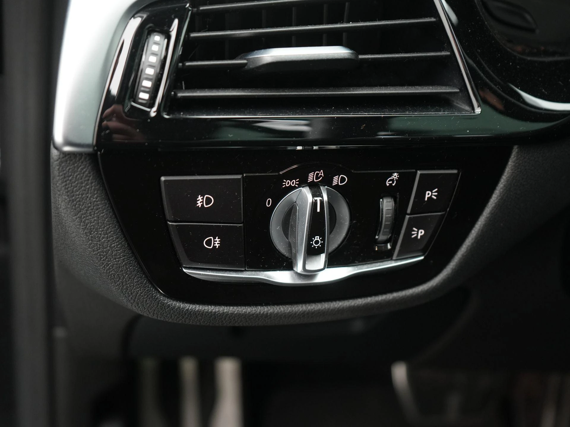 BMW-5 Serie-image-35