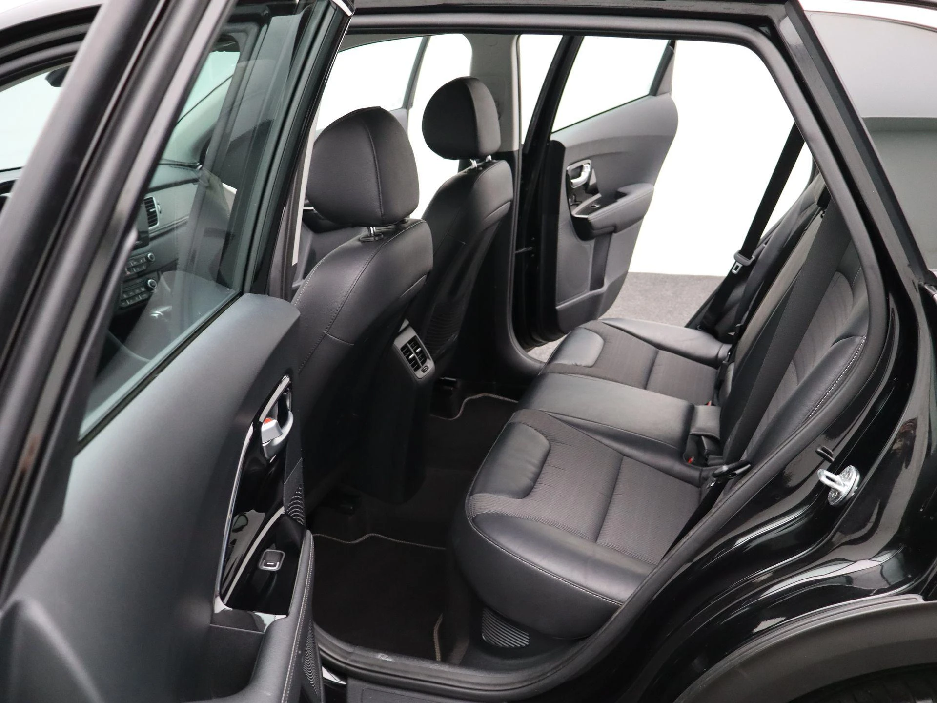 Kia-Niro-image-11