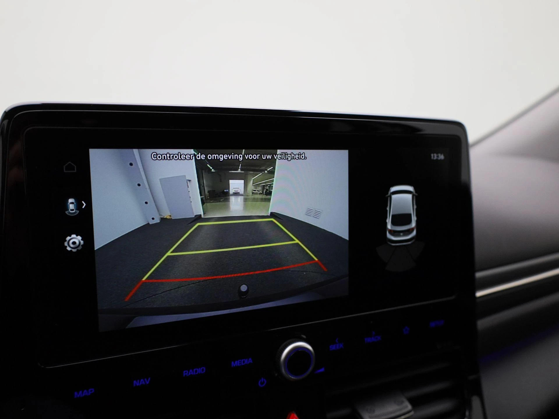 Hyundai-IONIQ-image-30