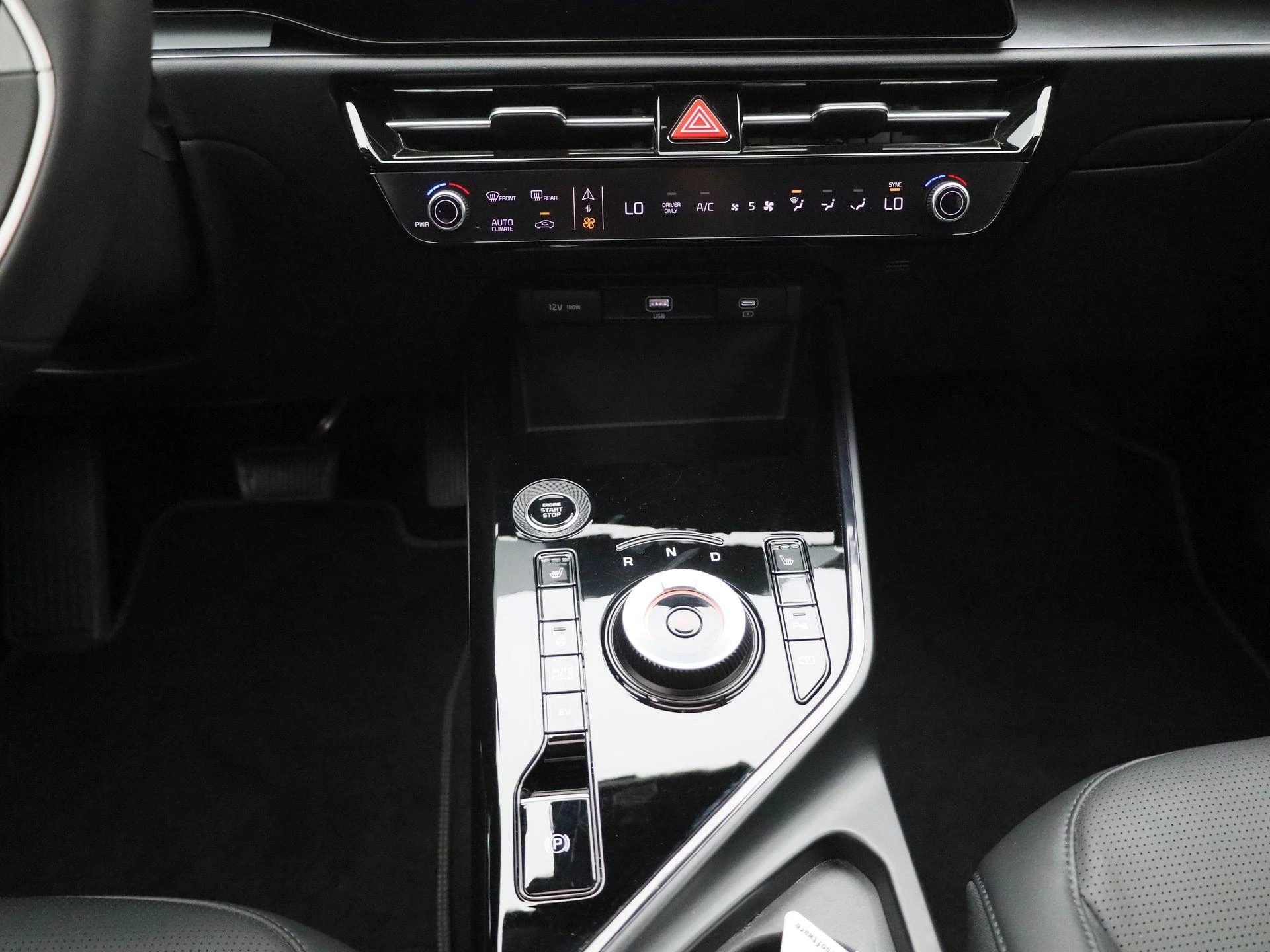 Kia-Niro-image-12