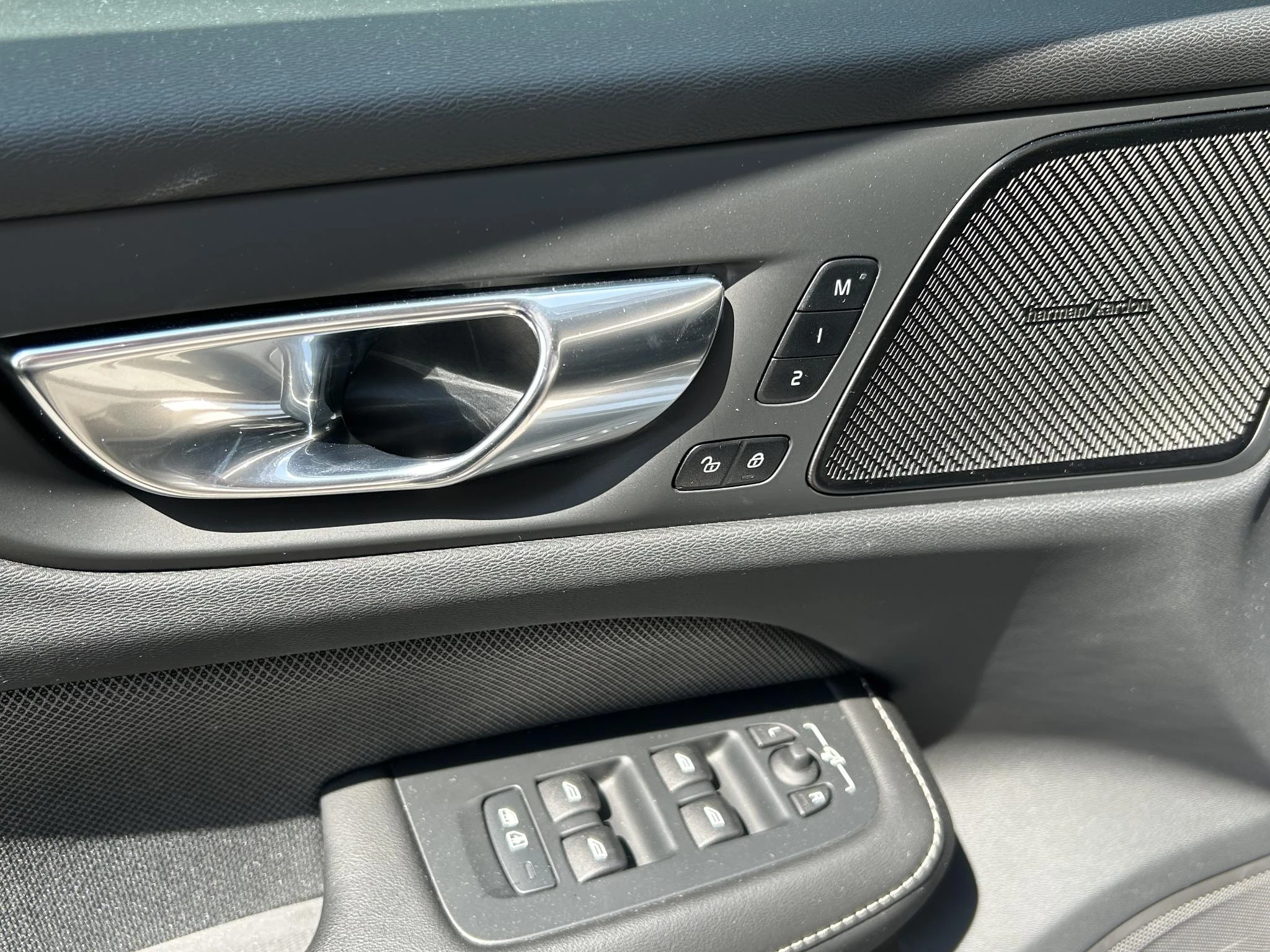 Volvo V60 2.0 B4 Ultimate Dark