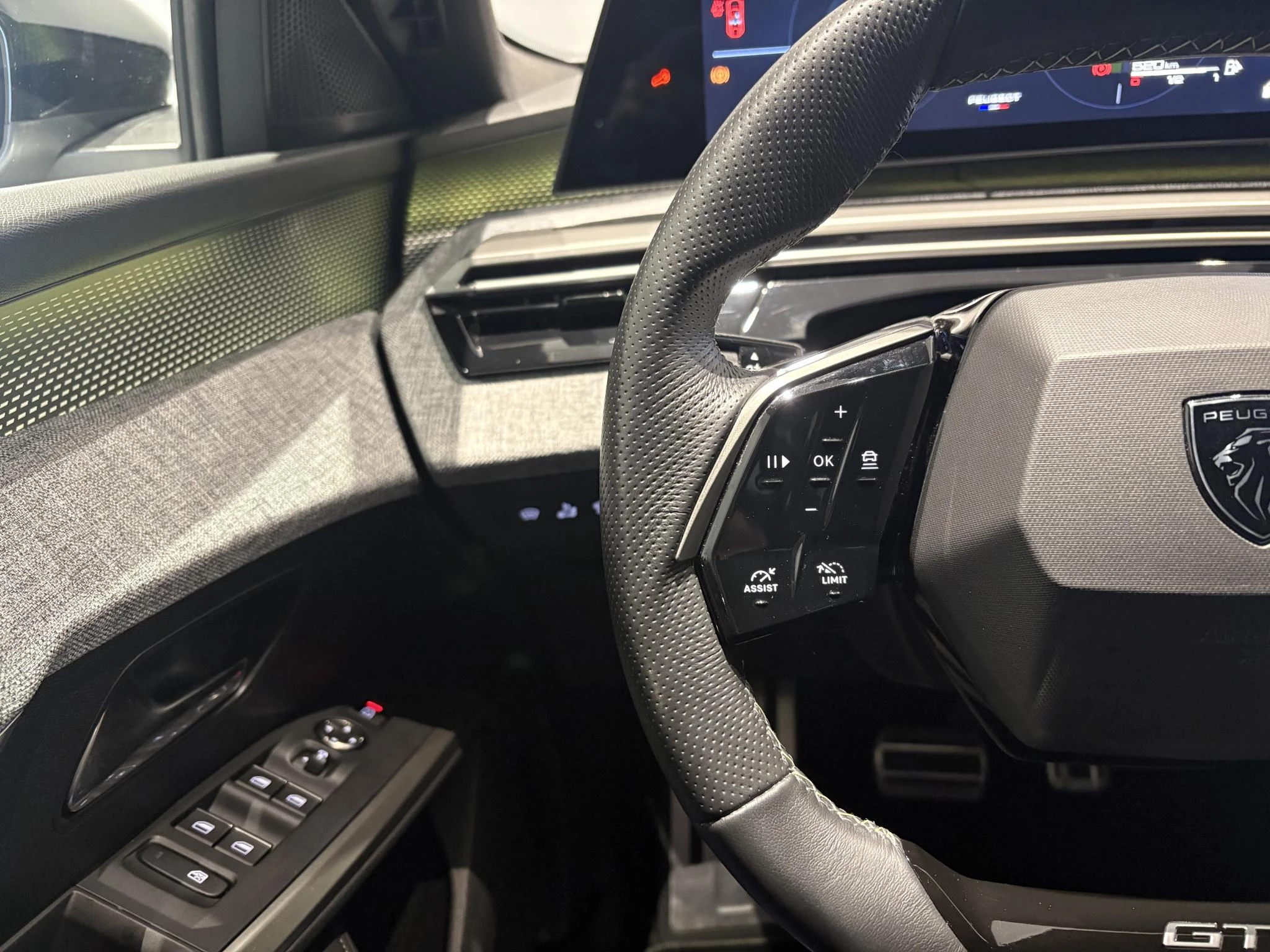 Peugeot 3008 1.2 Hybrid 136 GT