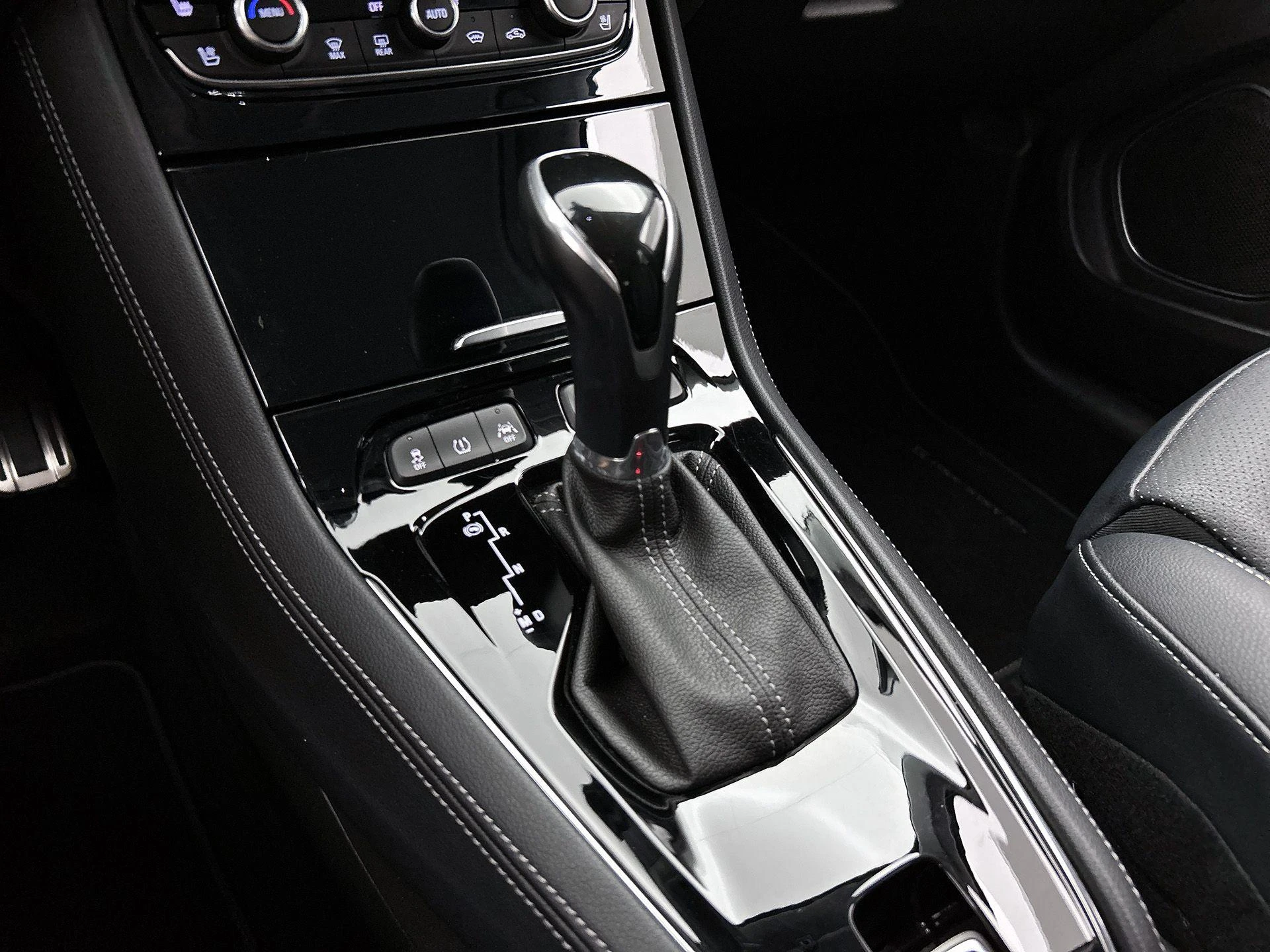 Opel-Grandland X-image-32