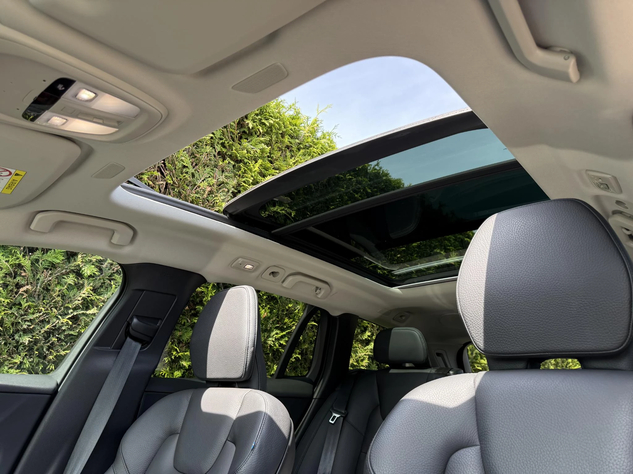 Volvo V60 T6 Plug-in hybrid AWD Ultimate Bright