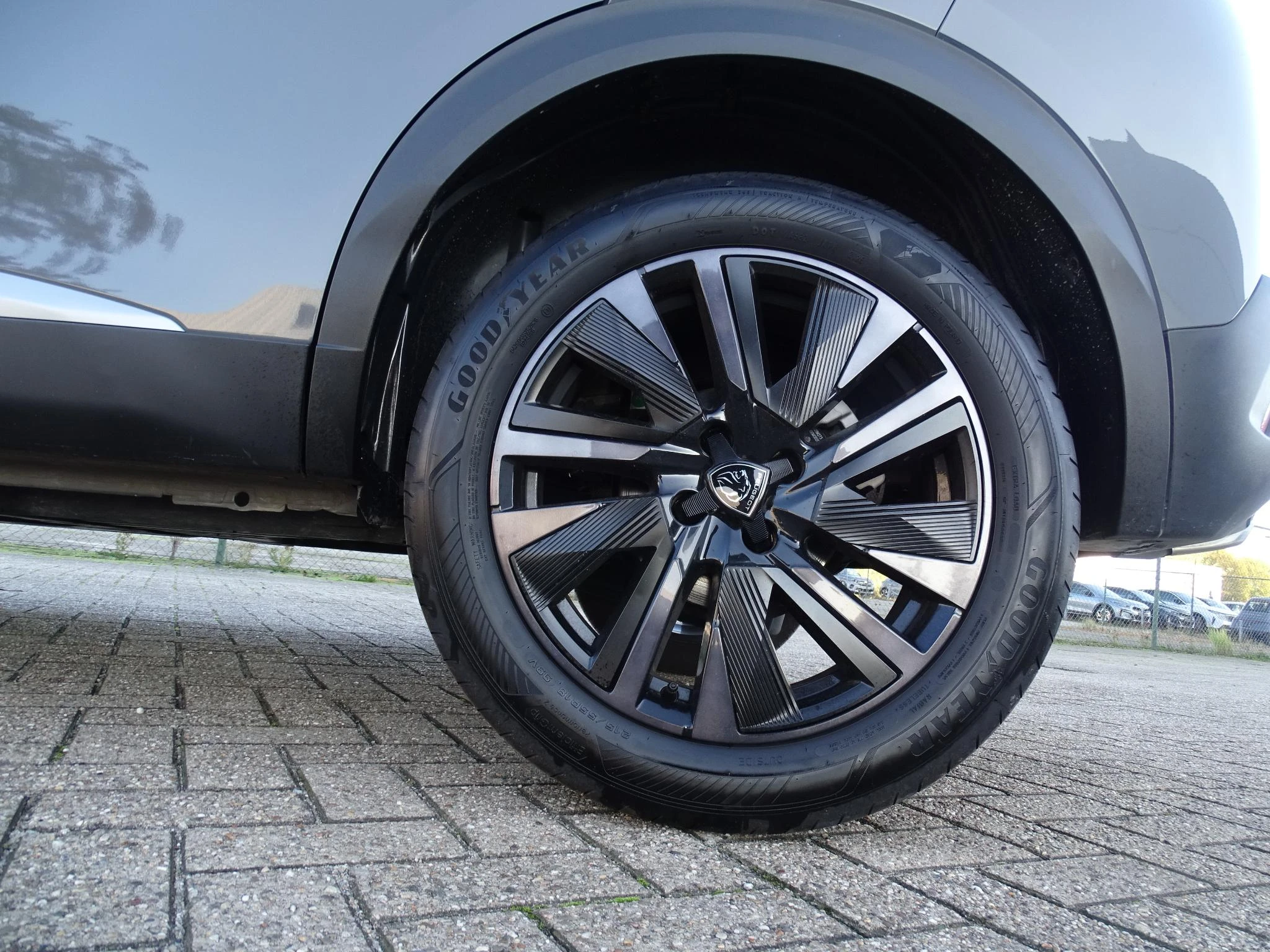 Peugeot-2008-image-10
