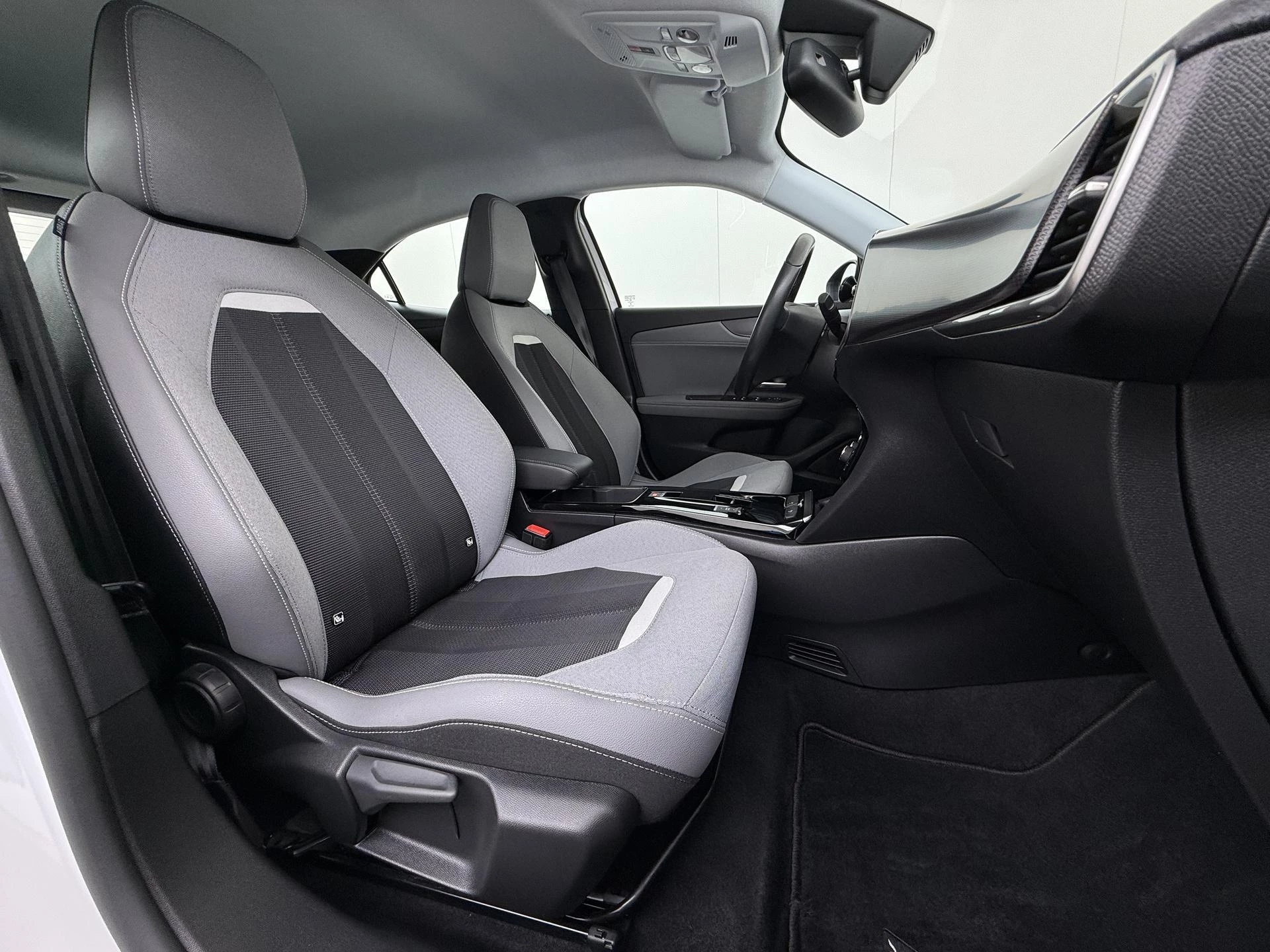 Opel-Mokka-e-image-28