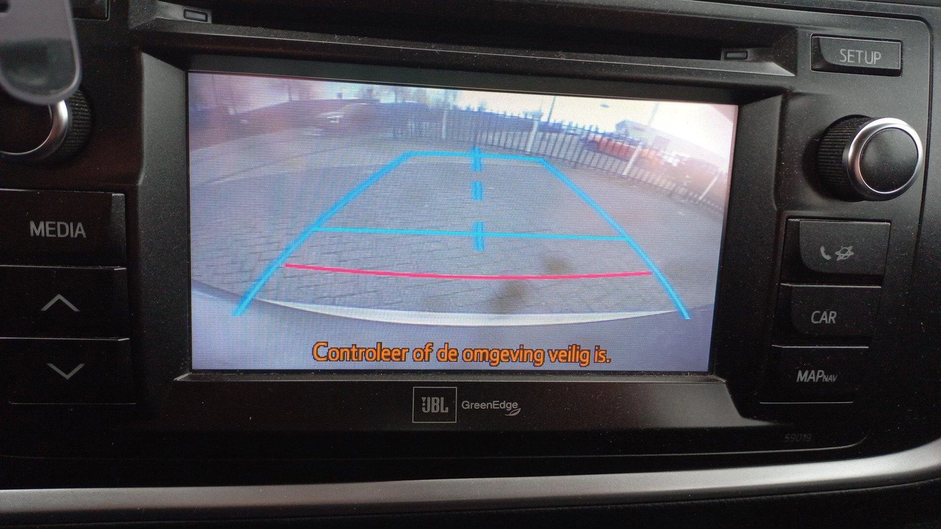 Toyota Auris 1.8 Hybrid Lease Pro