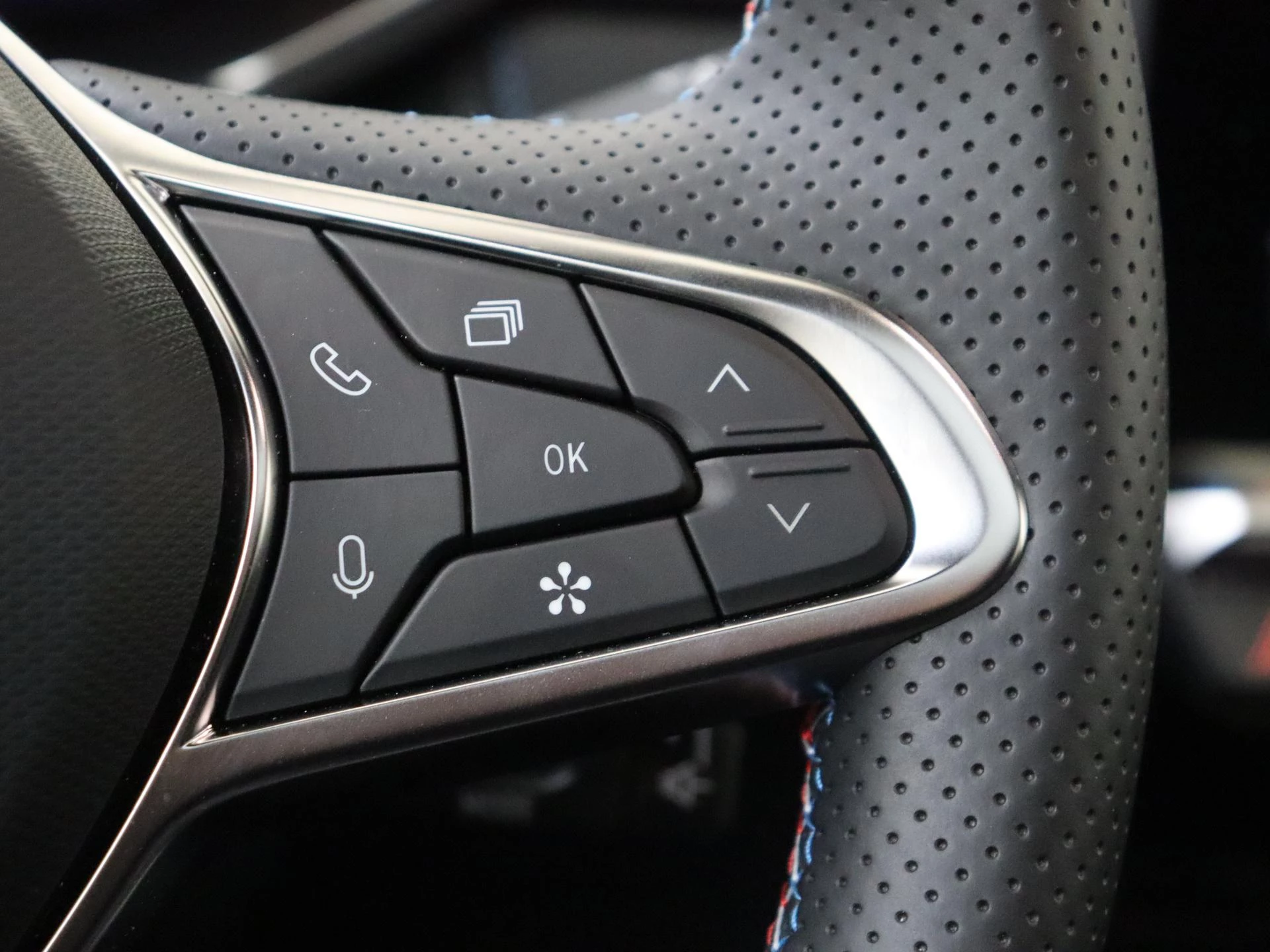 Renault-Captur-image-21