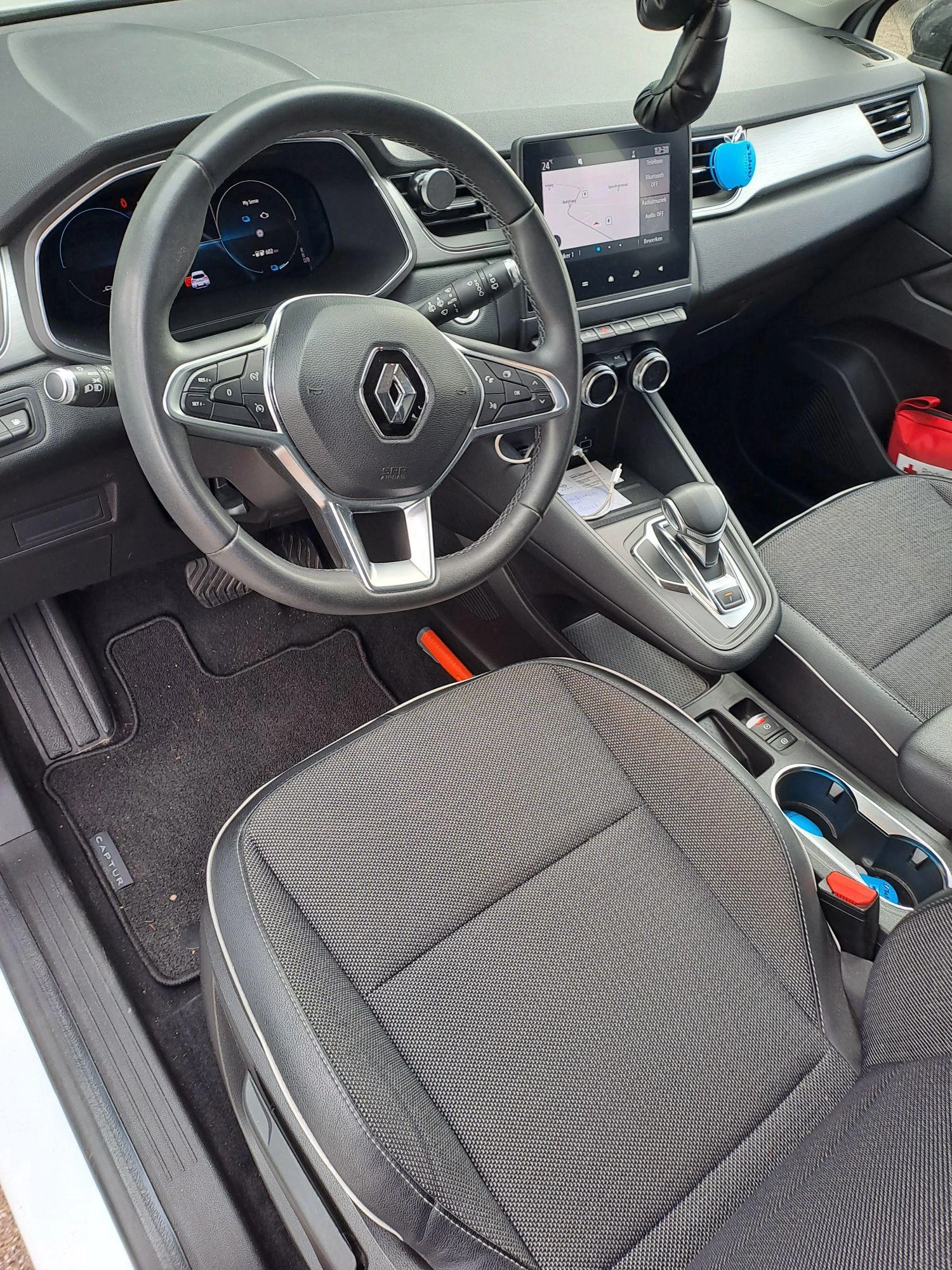 Renault-Captur-image-5