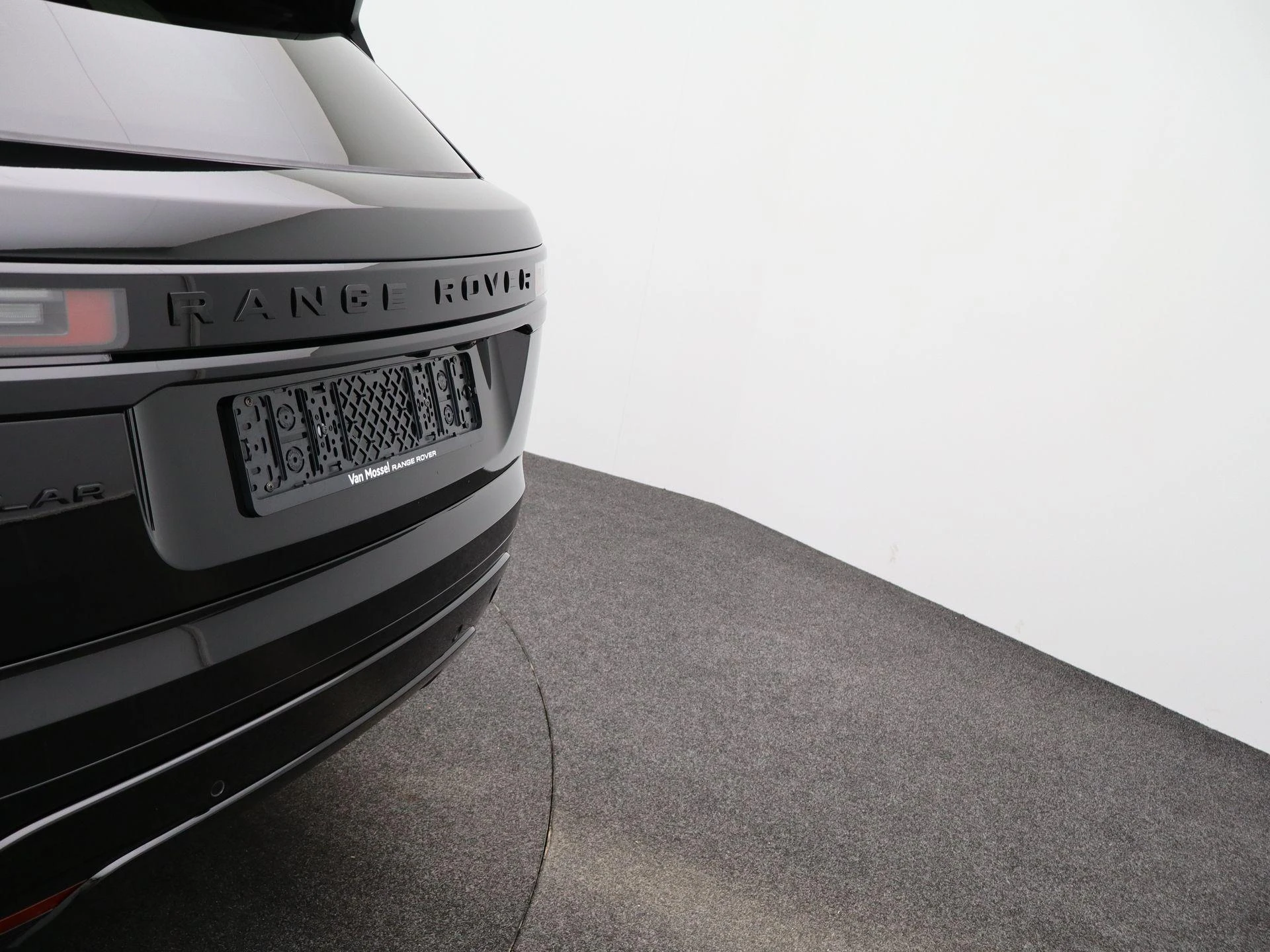 Land Rover Range Rover Velar 2.0 P400e AWD Dynamic SE PHEV