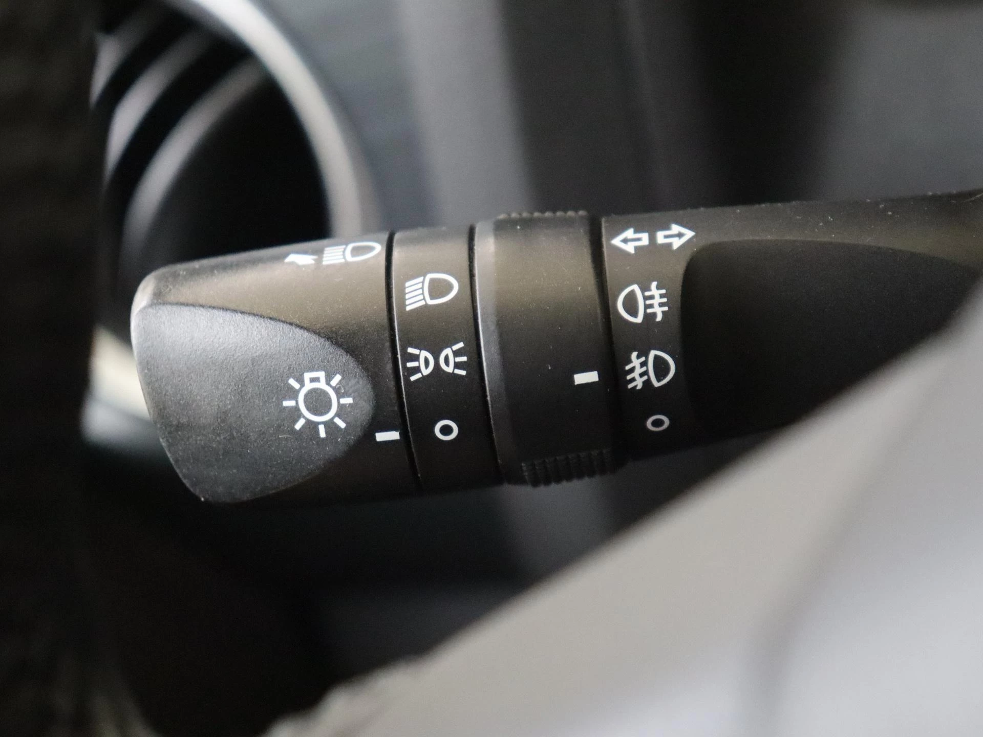 Toyota Auris 1.3 Now