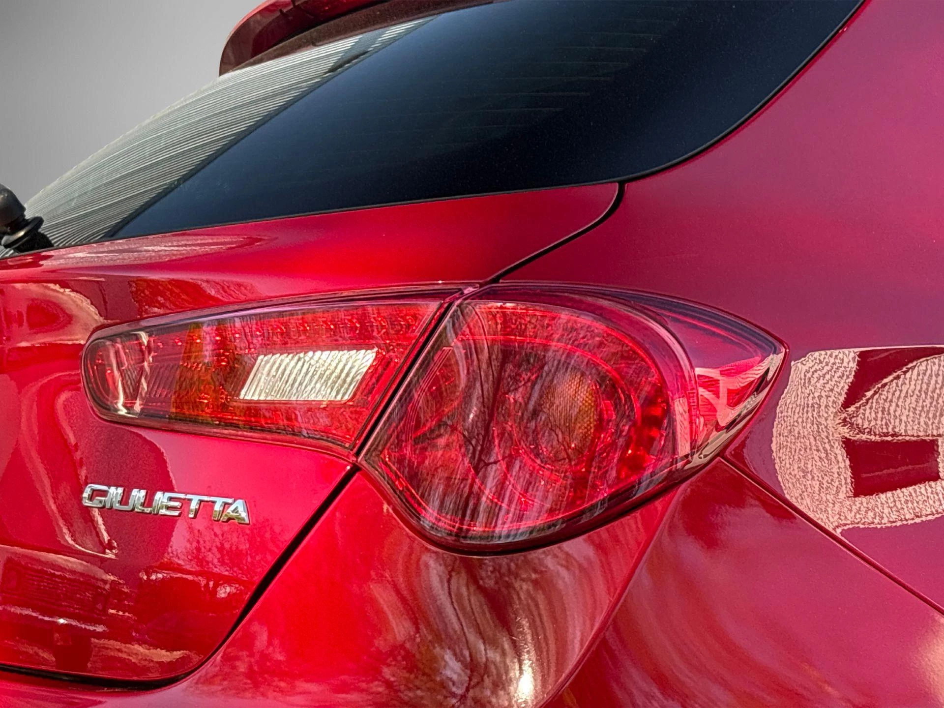 Alfa Romeo-Giulietta-image-20