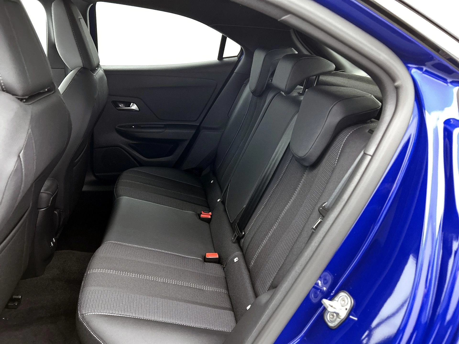 Opel-Mokka-image-27