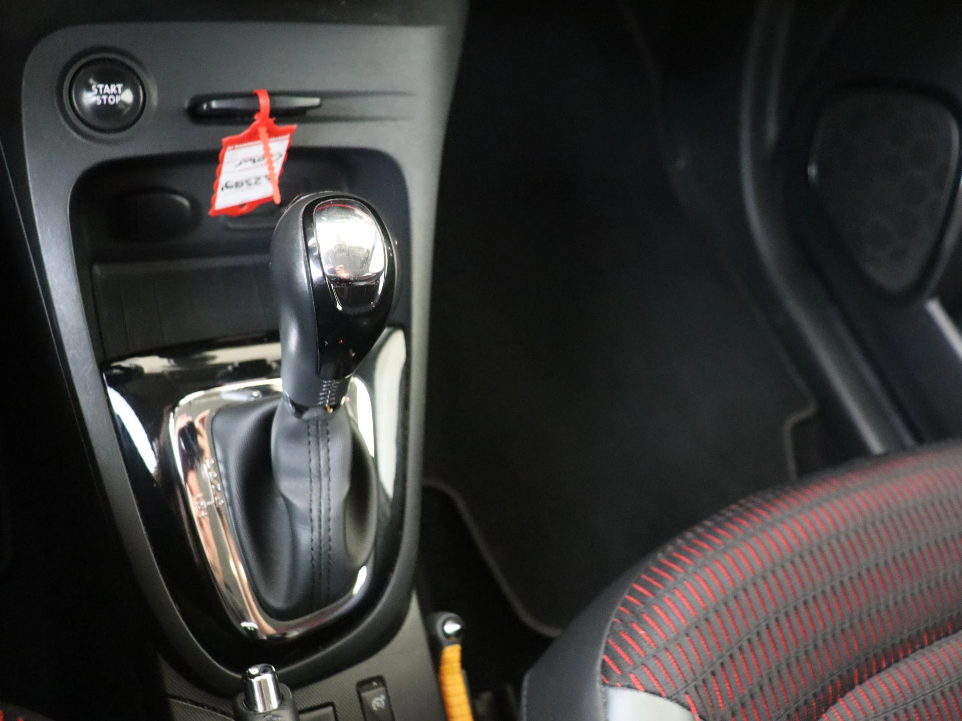 Renault-Captur-image-13