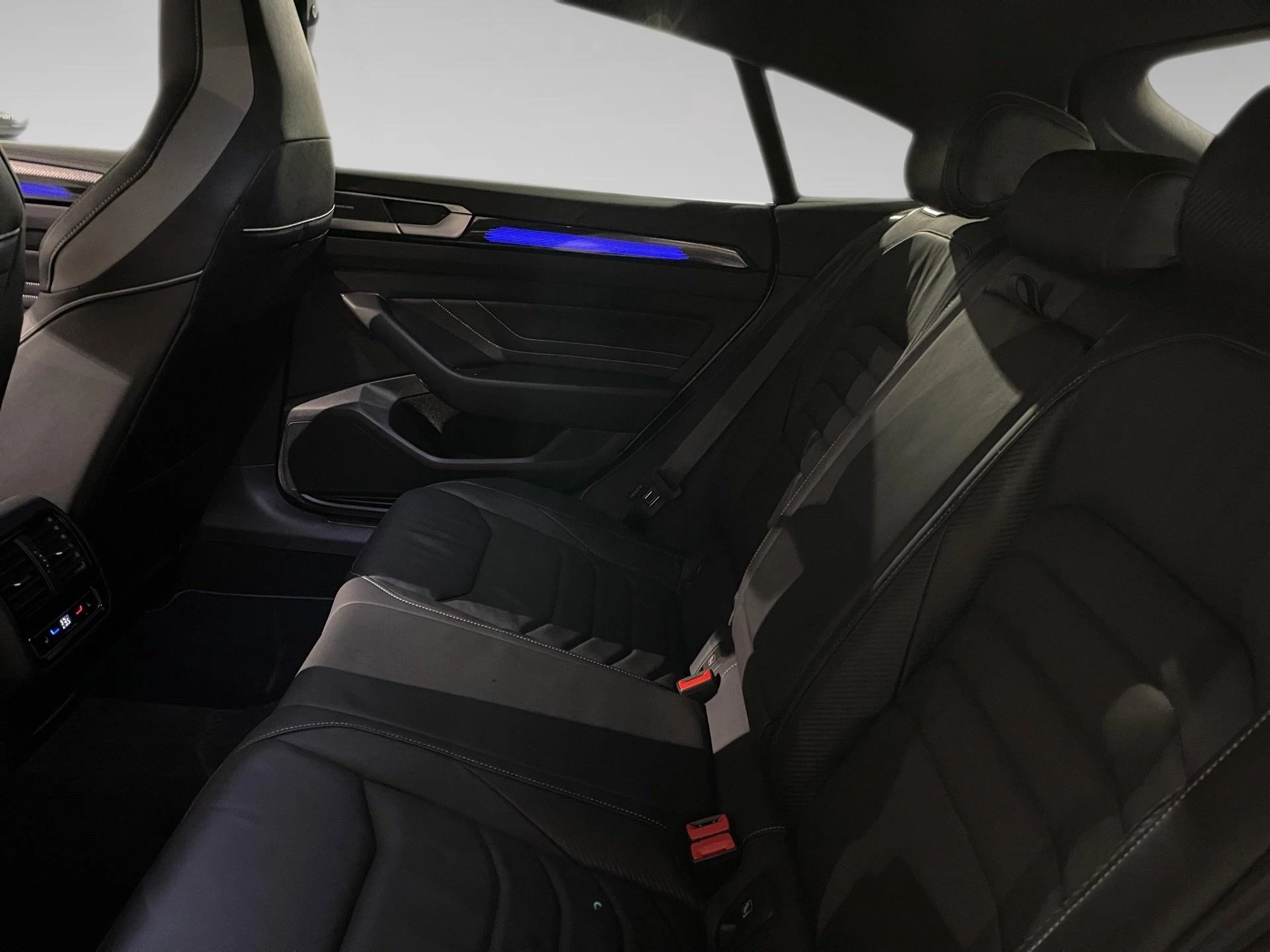 Volkswagen-Arteon-image-10