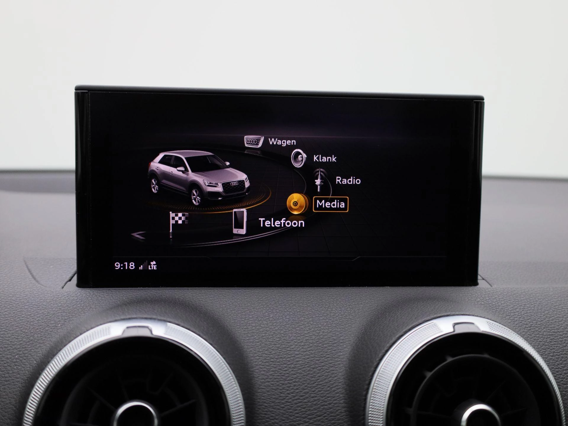 Audi-Q2-image-28