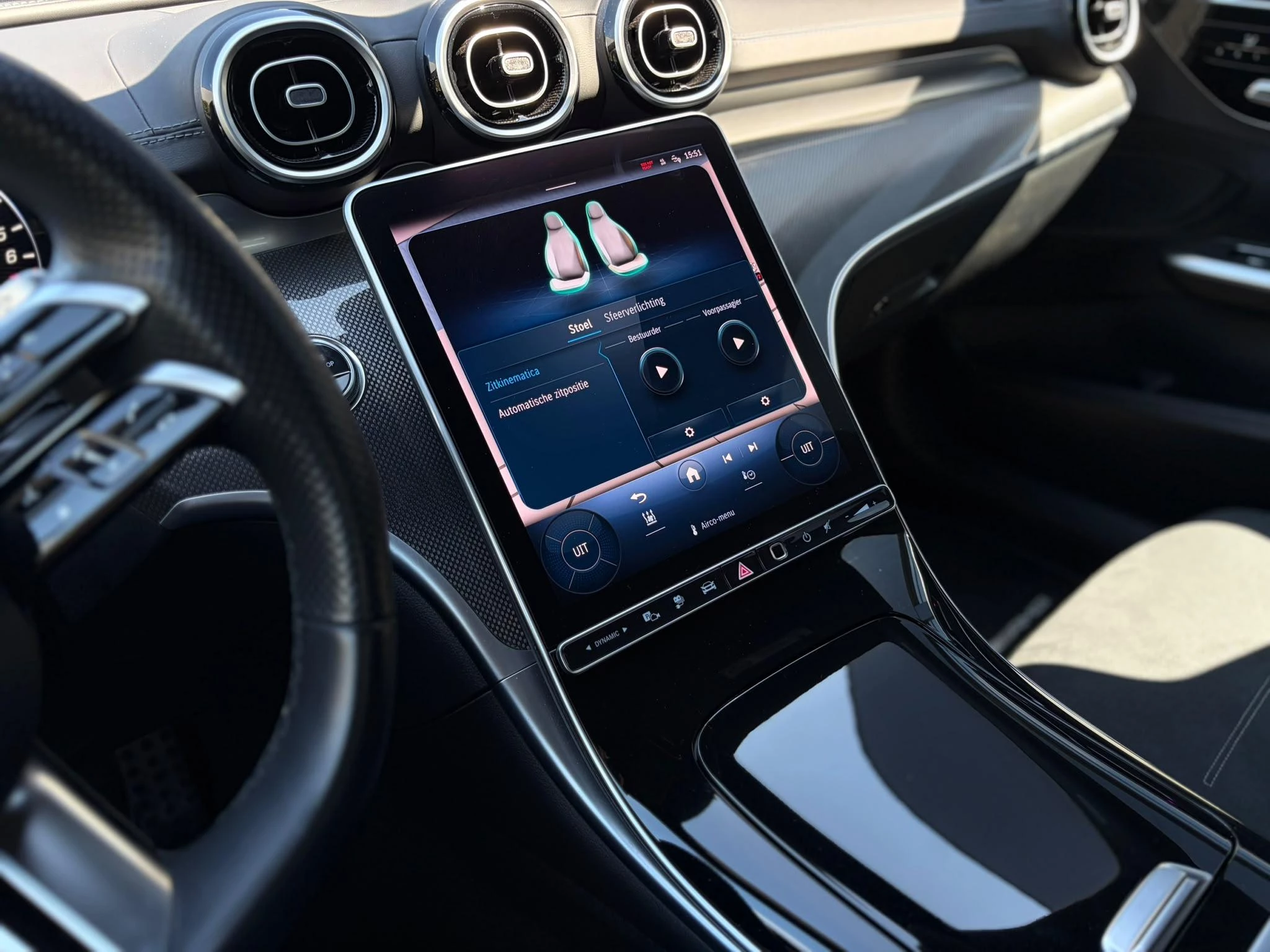 Mercedes-Benz C-Klasse 300 e AMG Line + CARPLAY + LED + CAMERA + NIGHTPAKKET +