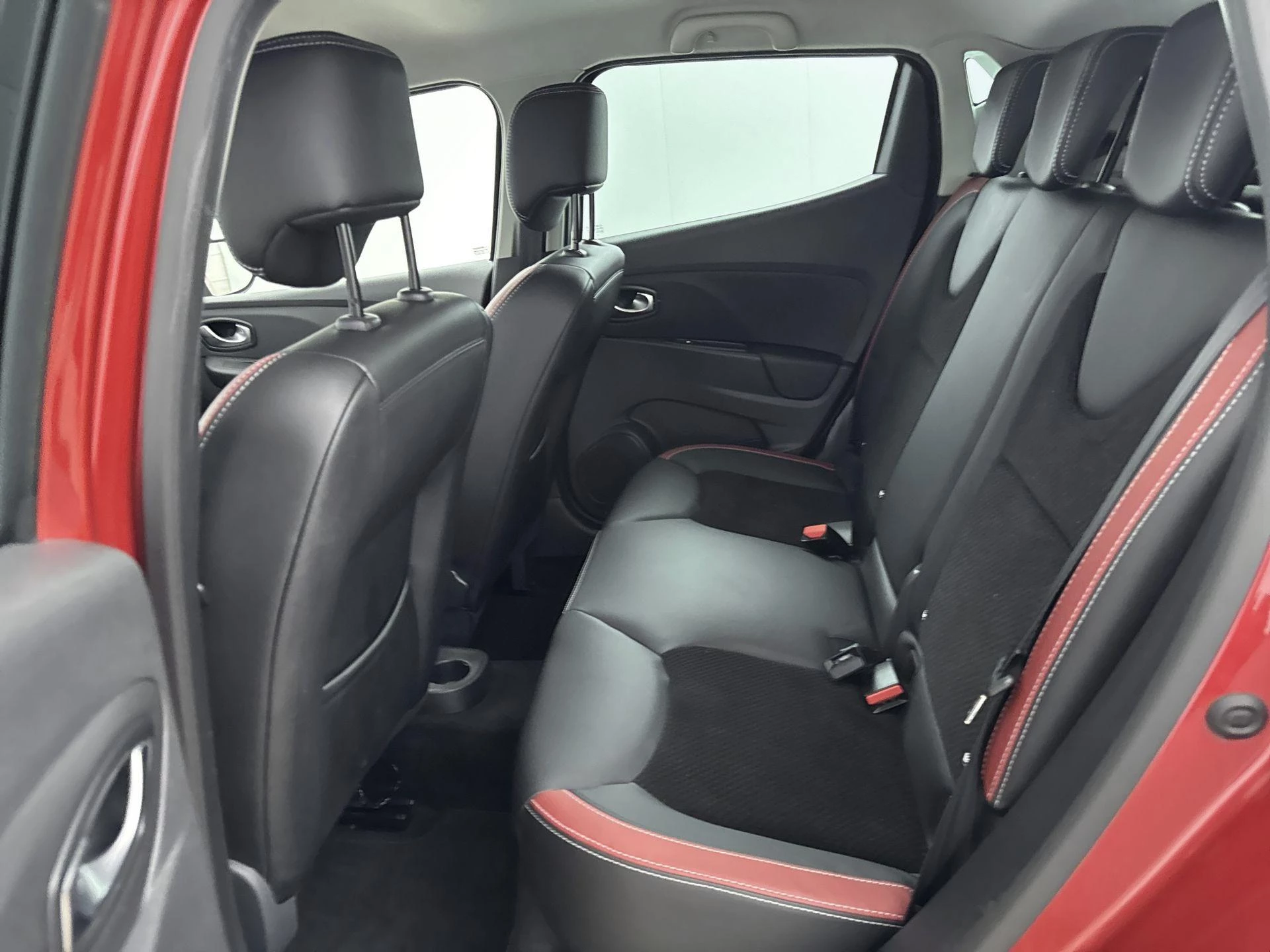 Renault-Clio-image-27
