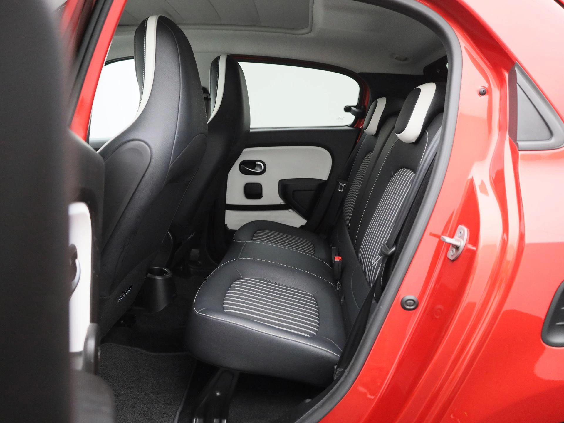 Renault-Twingo-image-11