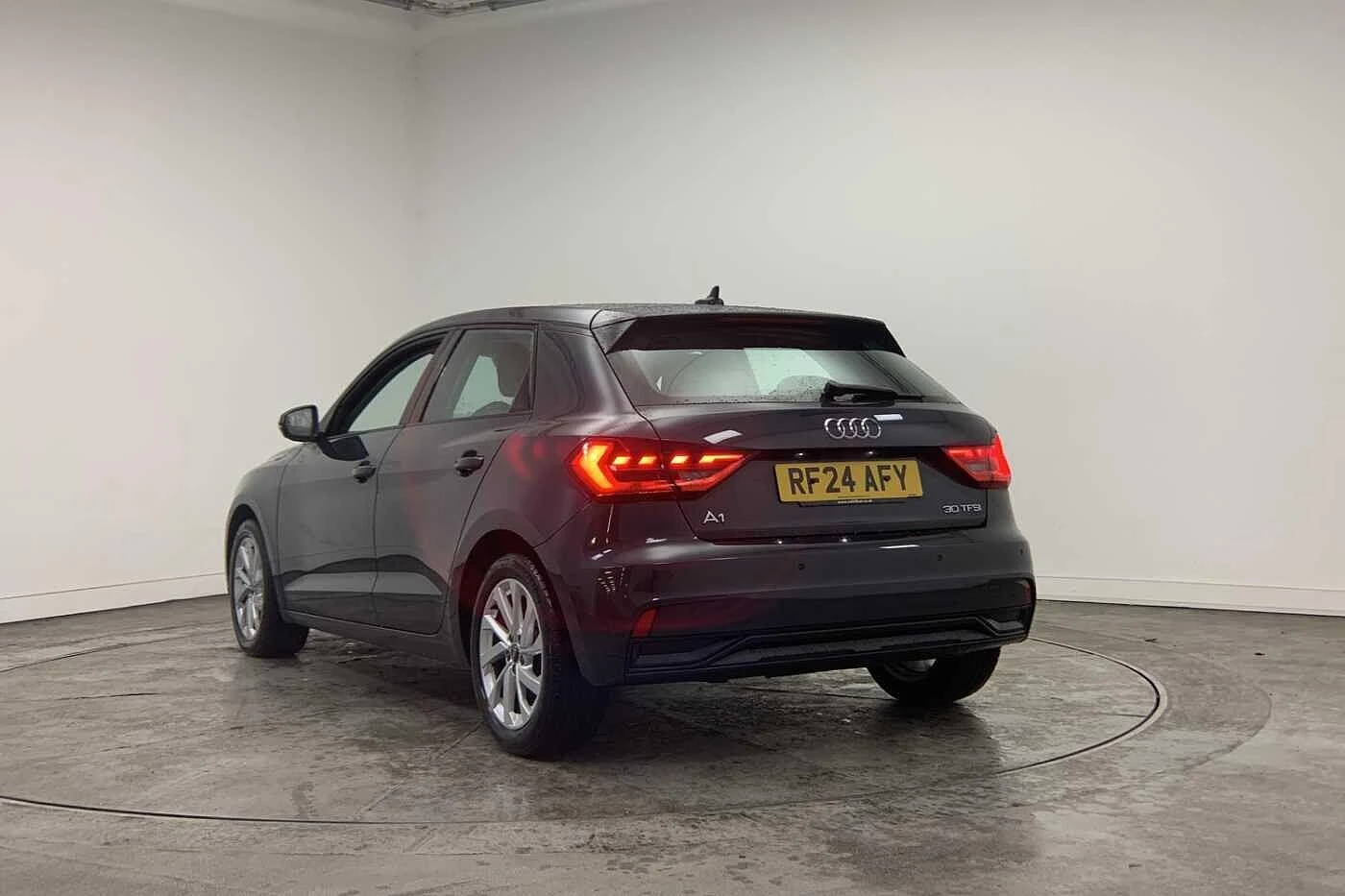 Audi-A1 Sportback-image-2