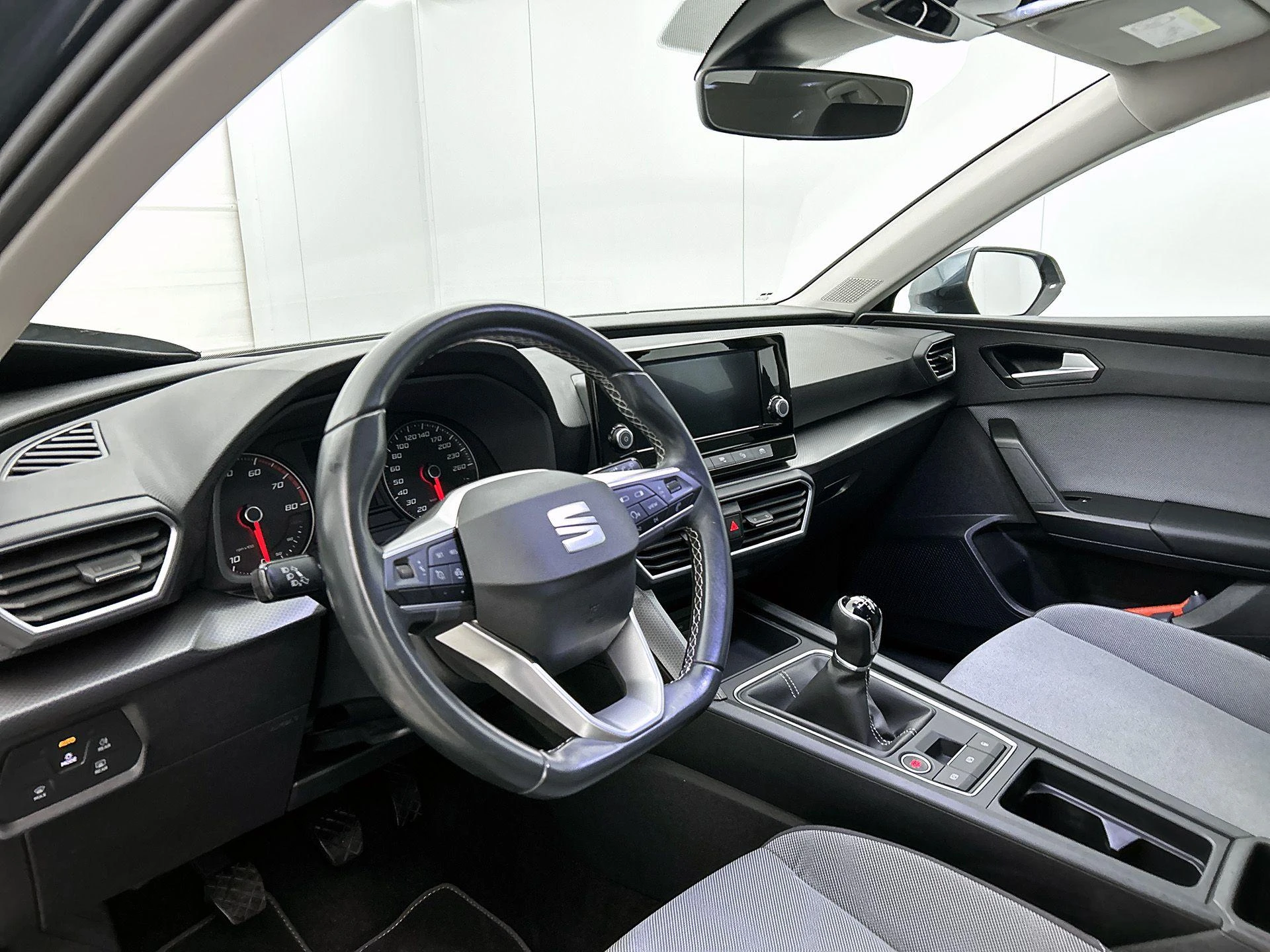 SEAT-Leon-image-18