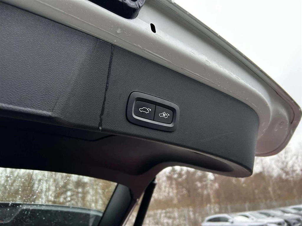 Volvo XC40 P6 Recharge Ultimate 231HK 5d Aut.