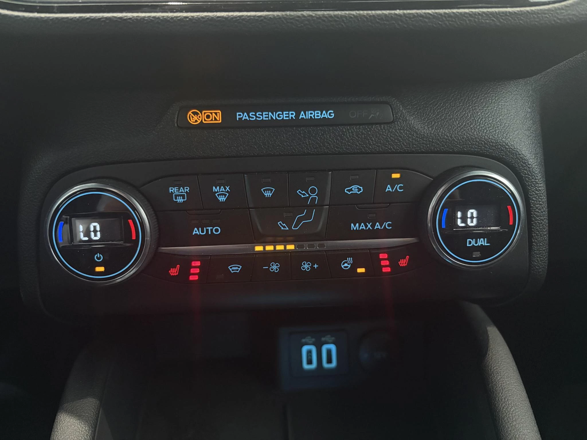 Ford Focus 1.5 EcoBoost ST Line X Business
