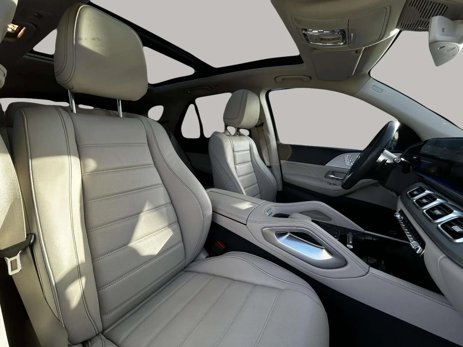 Mercedes-Benz-GLE-image-11