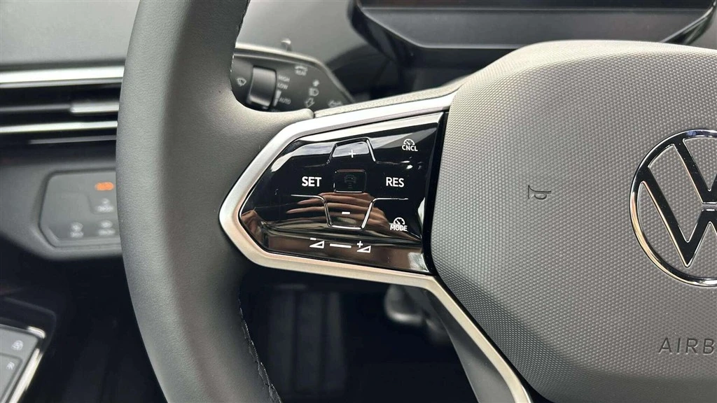 Volkswagen-ID.4-image-10