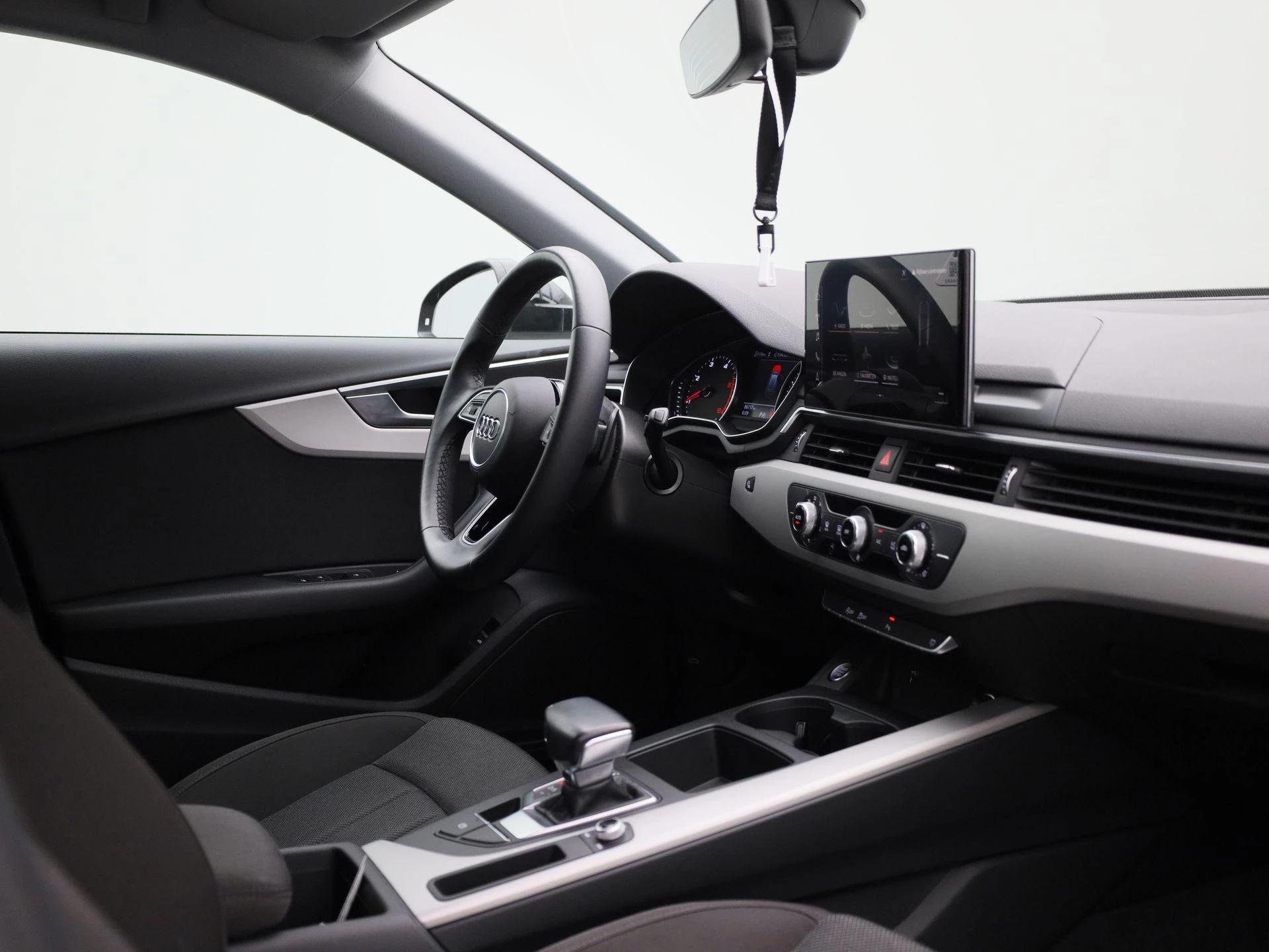 Audi-A4-image-31