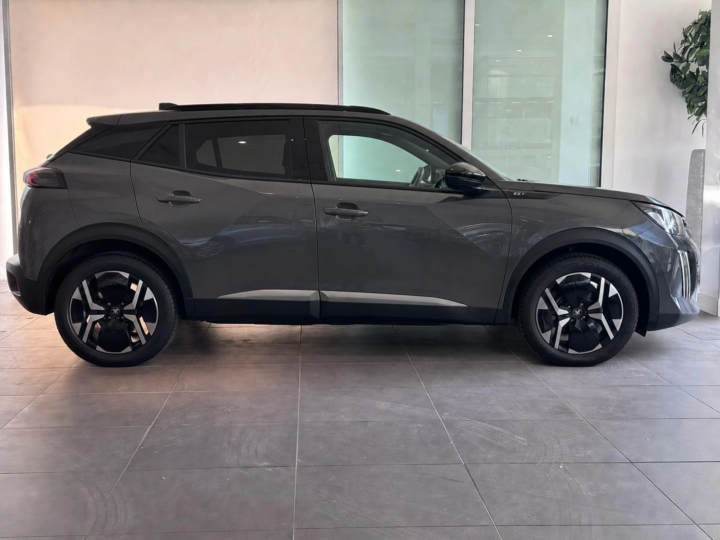 Peugeot-2008-image-3