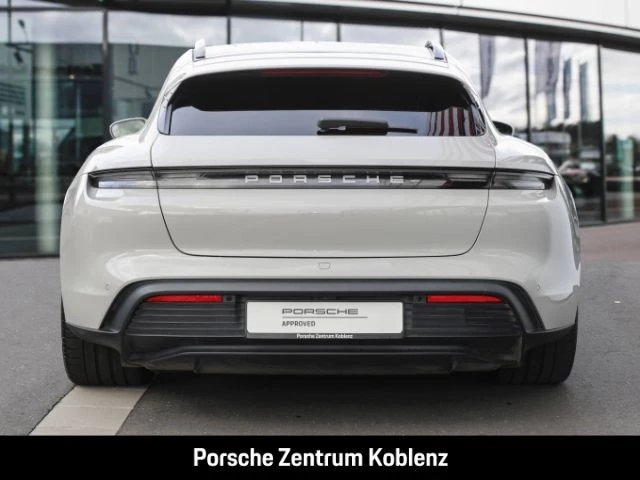 Porsche Taycan Sport Turismo s