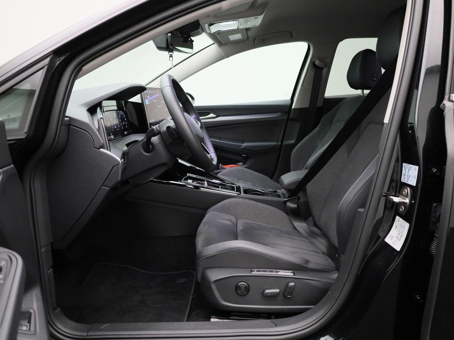 Volkswagen Golf 1.5 eHybrid Style Edition 204 PK|