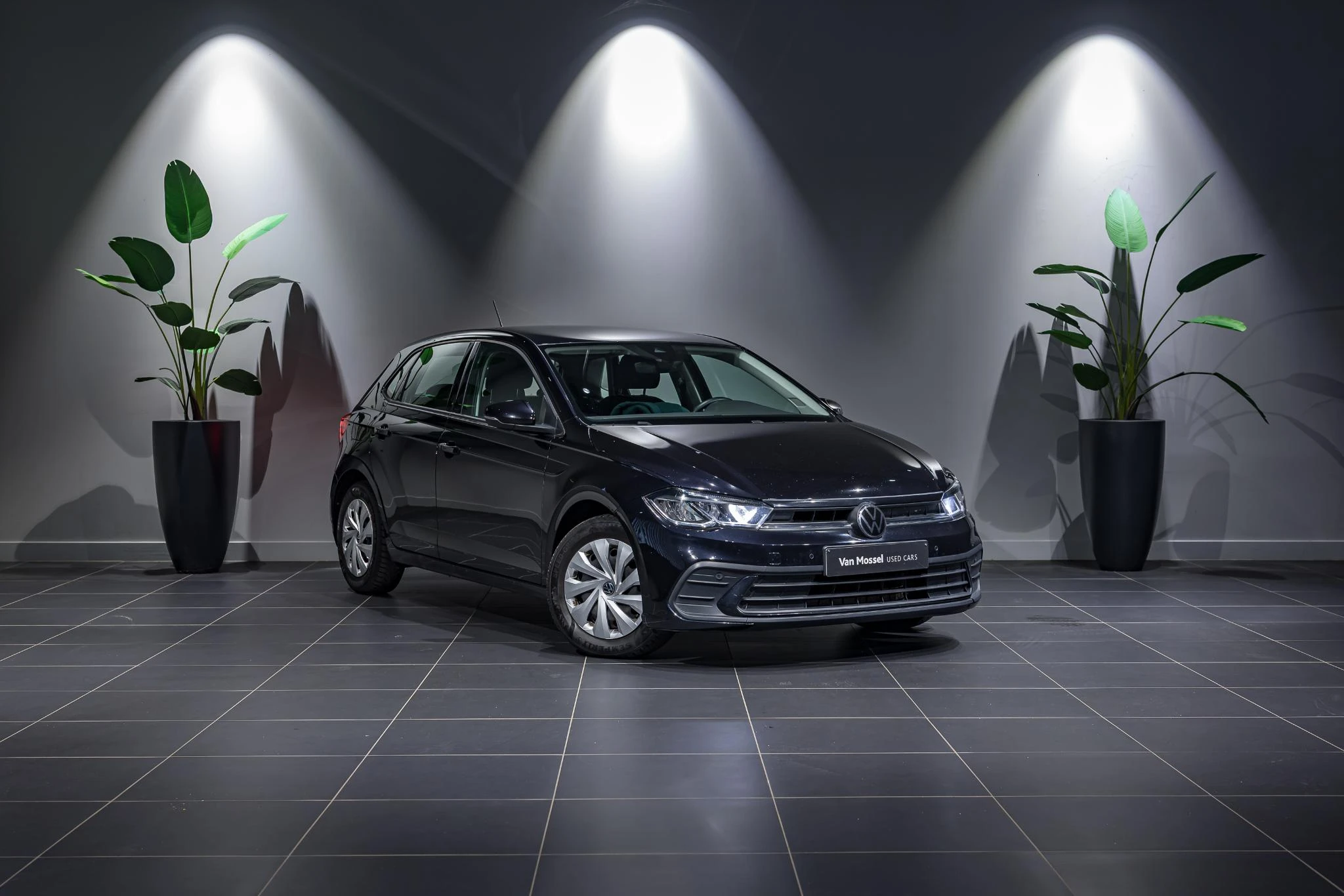 Volkswagen-Polo-image-2