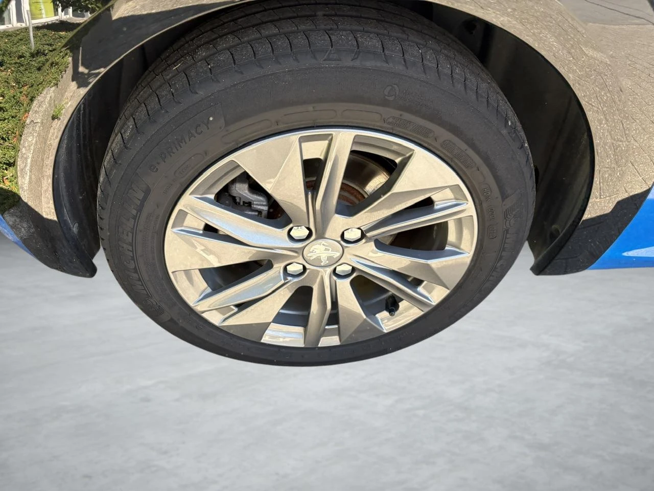 Peugeot-e-208-image-10