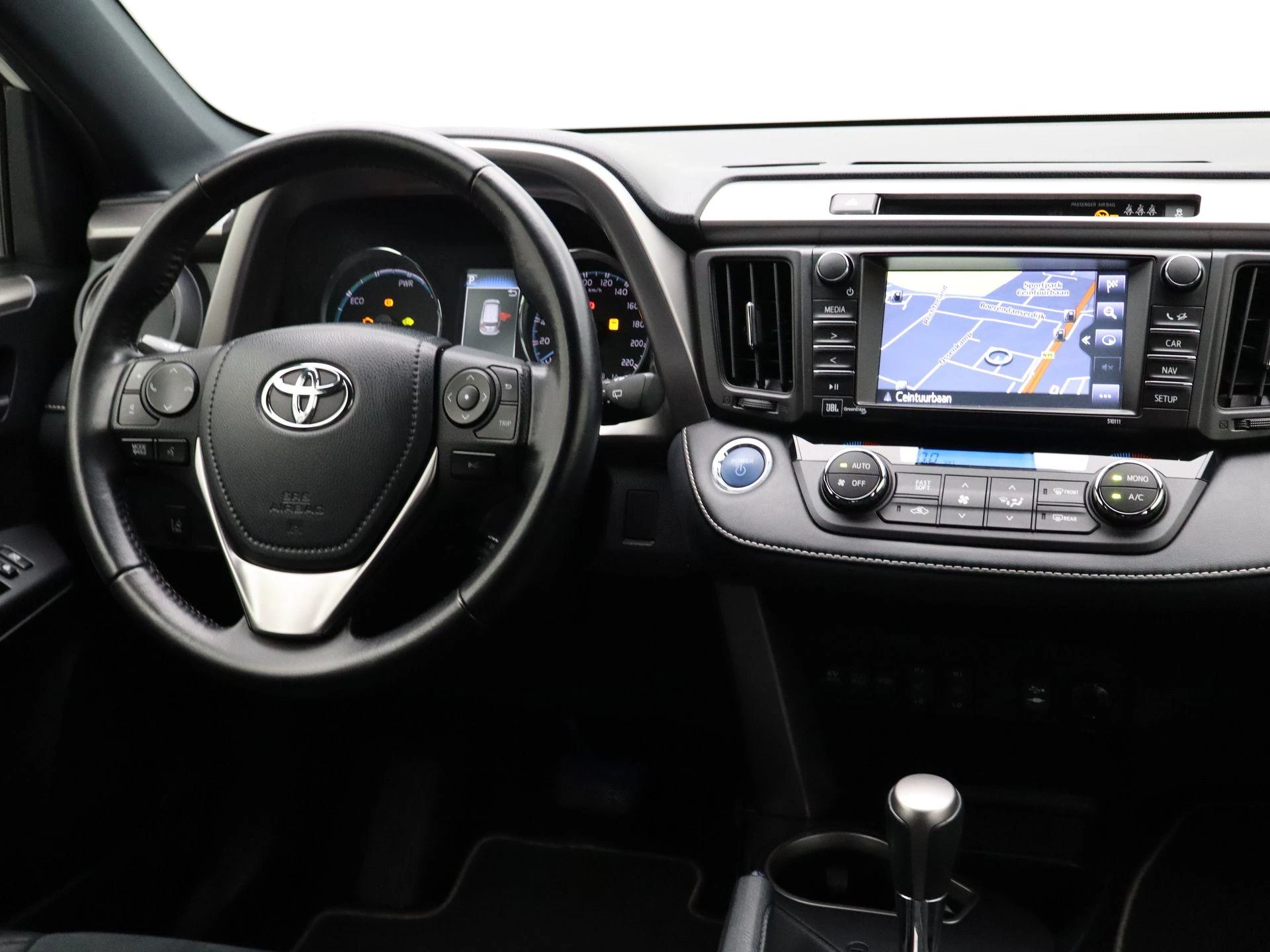 Toyota-RAV4-image-30