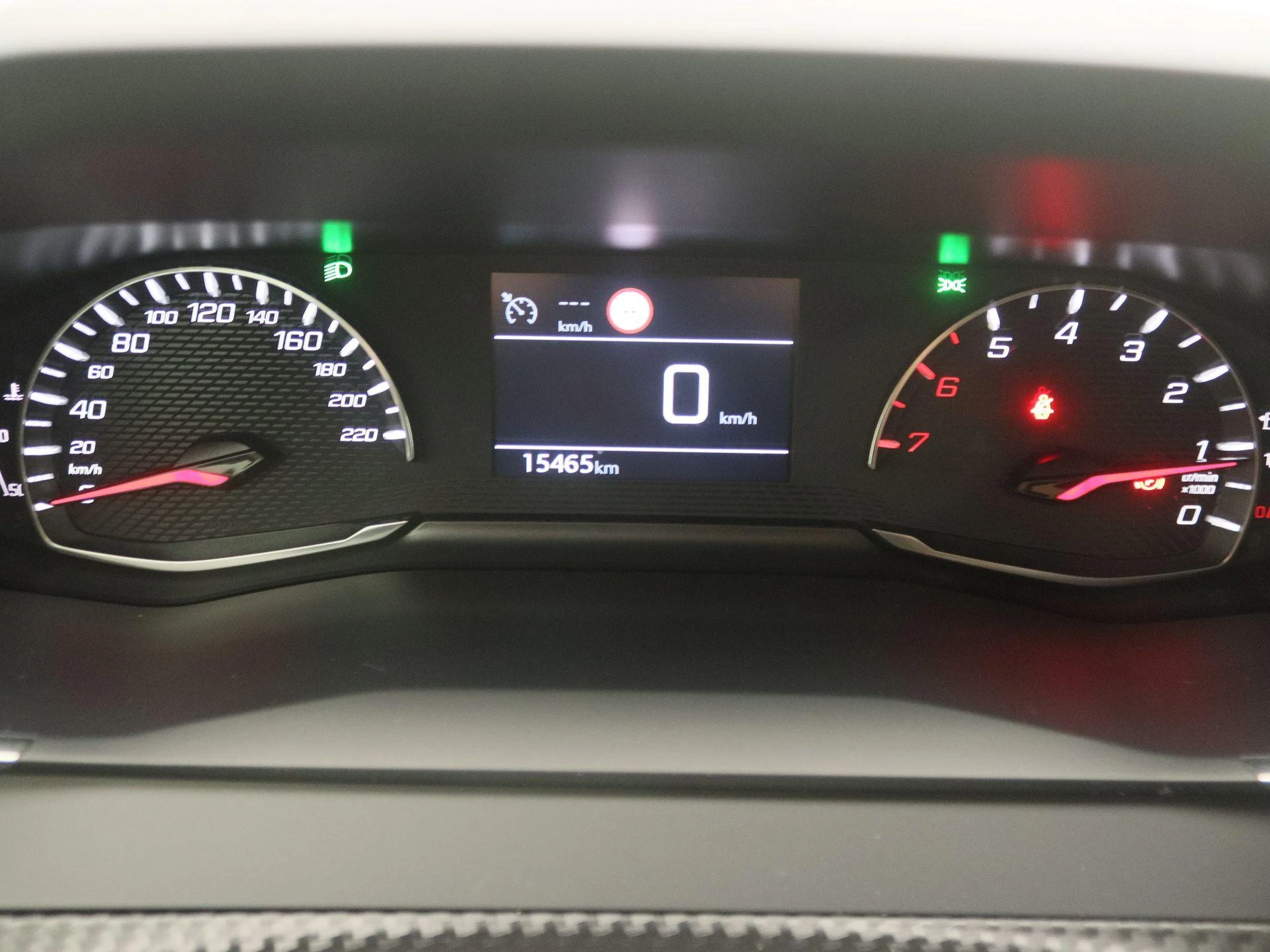 Peugeot-208-image-8