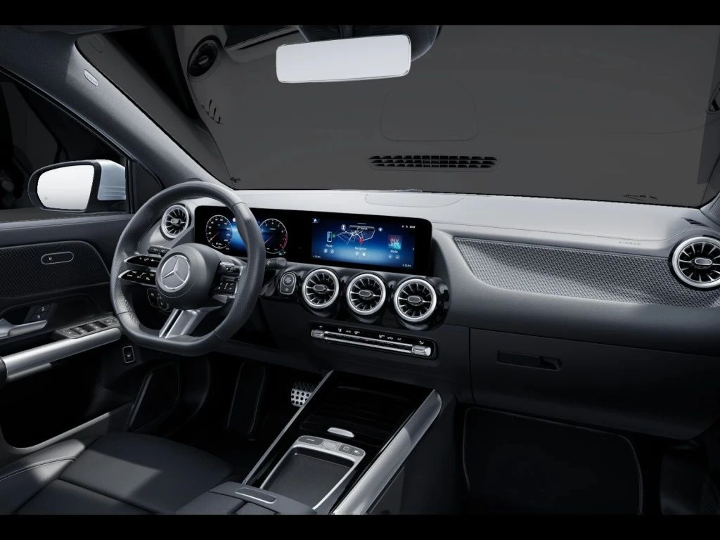 Mercedes-Benz-GLA 250-image-12
