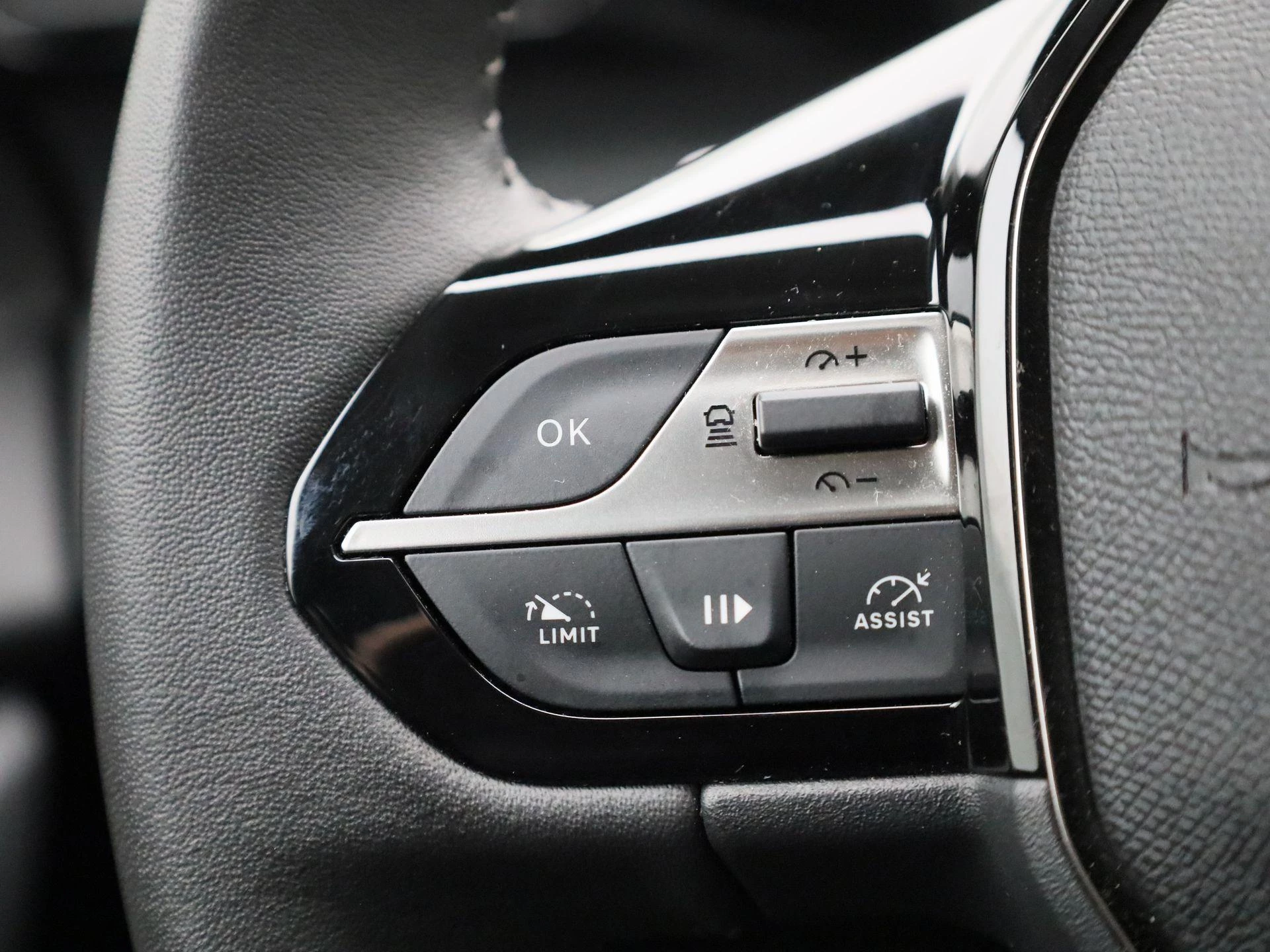 Peugeot-308-image-17